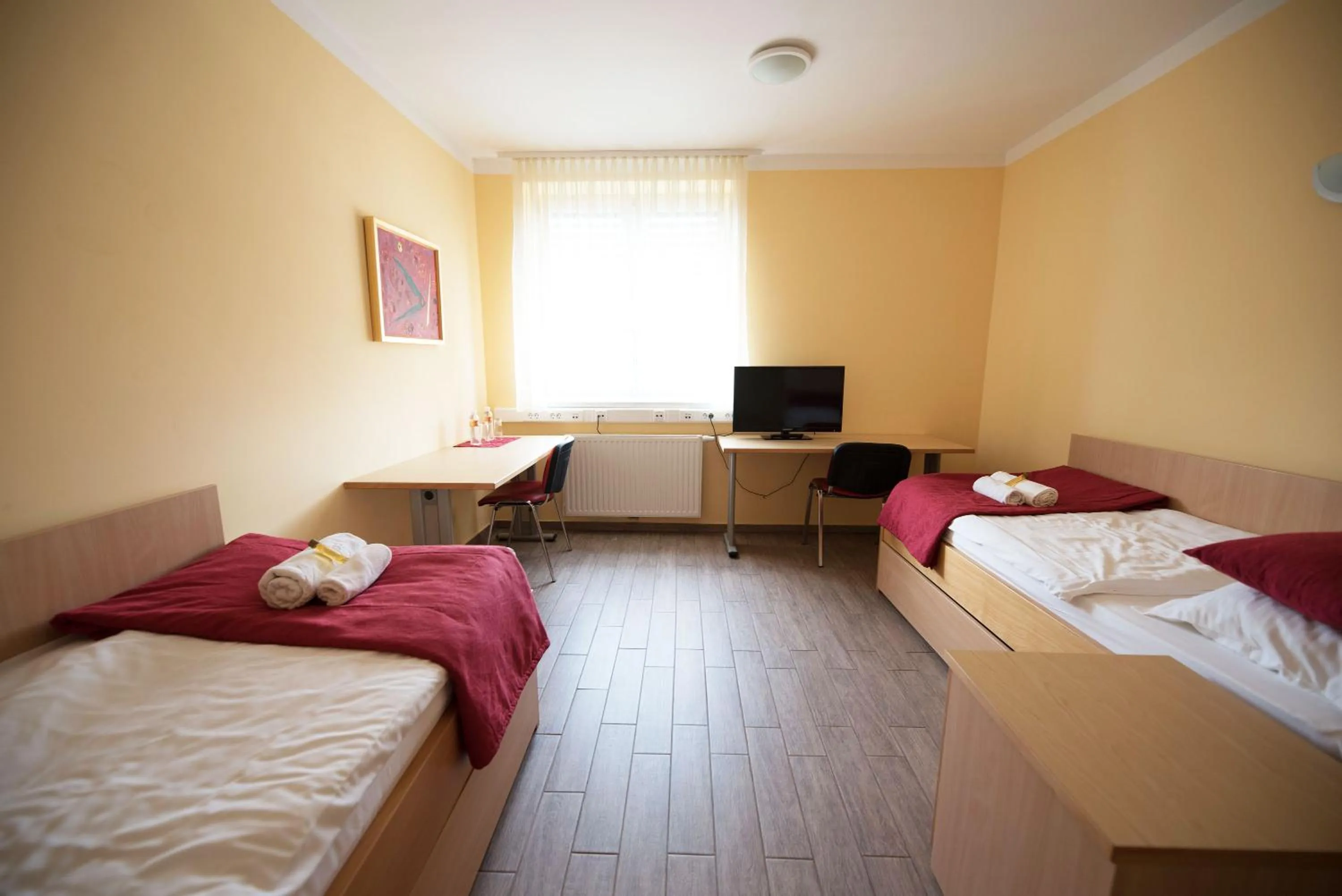 Photo of the whole room, Bed in S Hotel