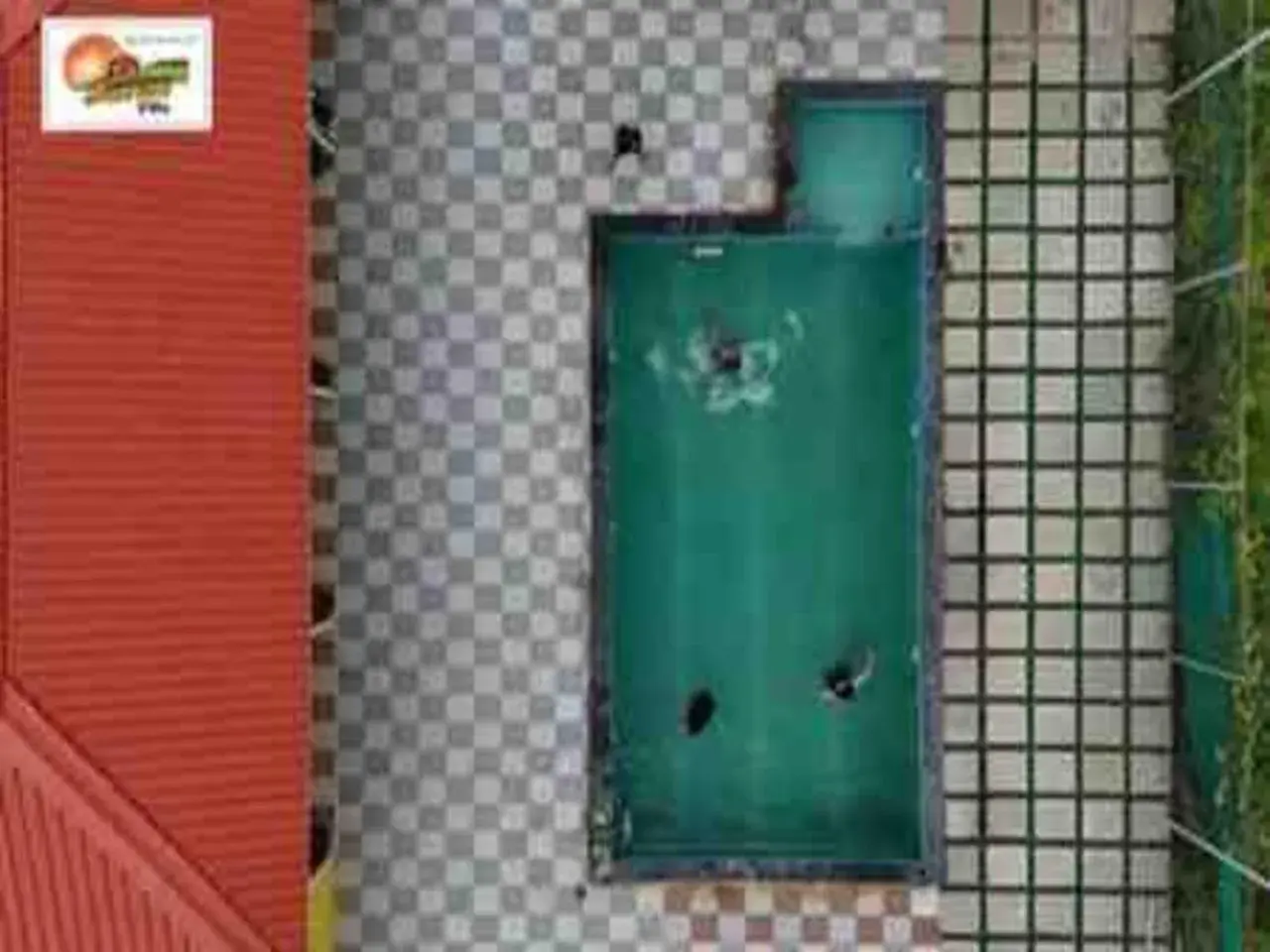 Swimming pool in Sunrise Villa Swimming pool in Sunrise Villa