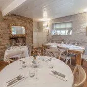 Restaurant/places to eat in The Crown Inn