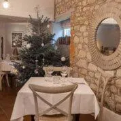 Restaurant/places to eat in The Crown Inn