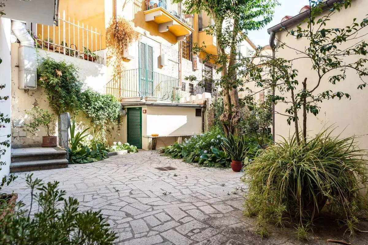 Garden view in Residence Domus