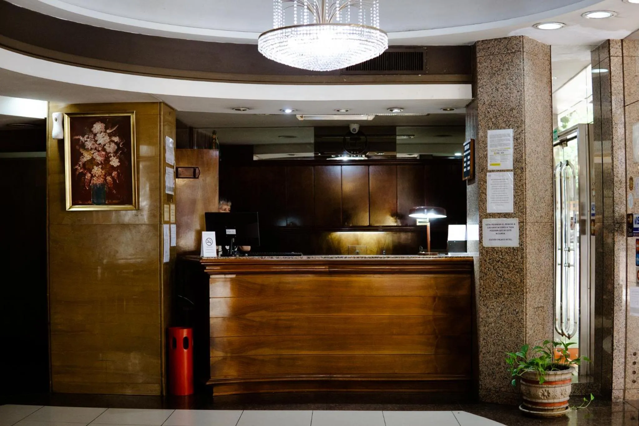 Eleven Palace Hotel
