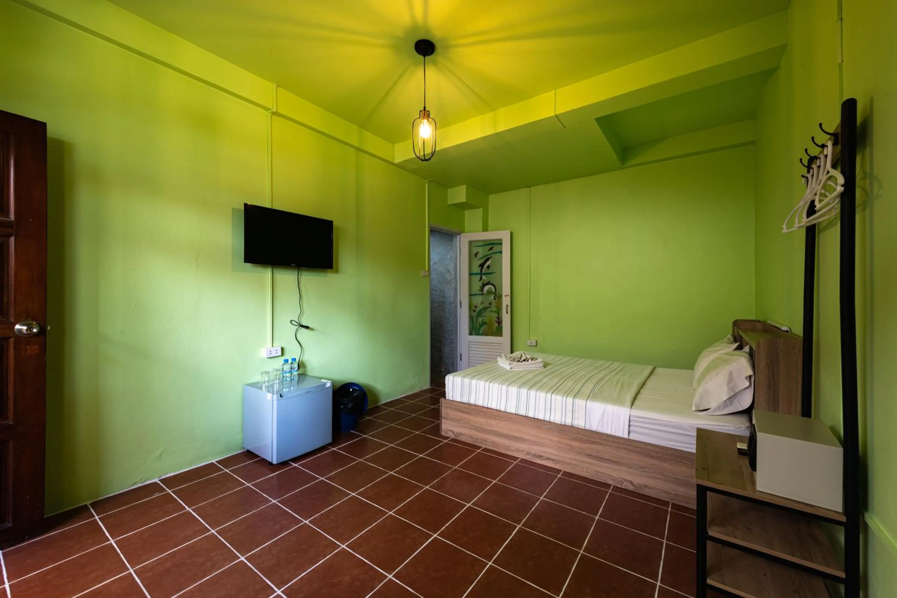 Photo of the whole room, Bed in myPatong Social Hostel