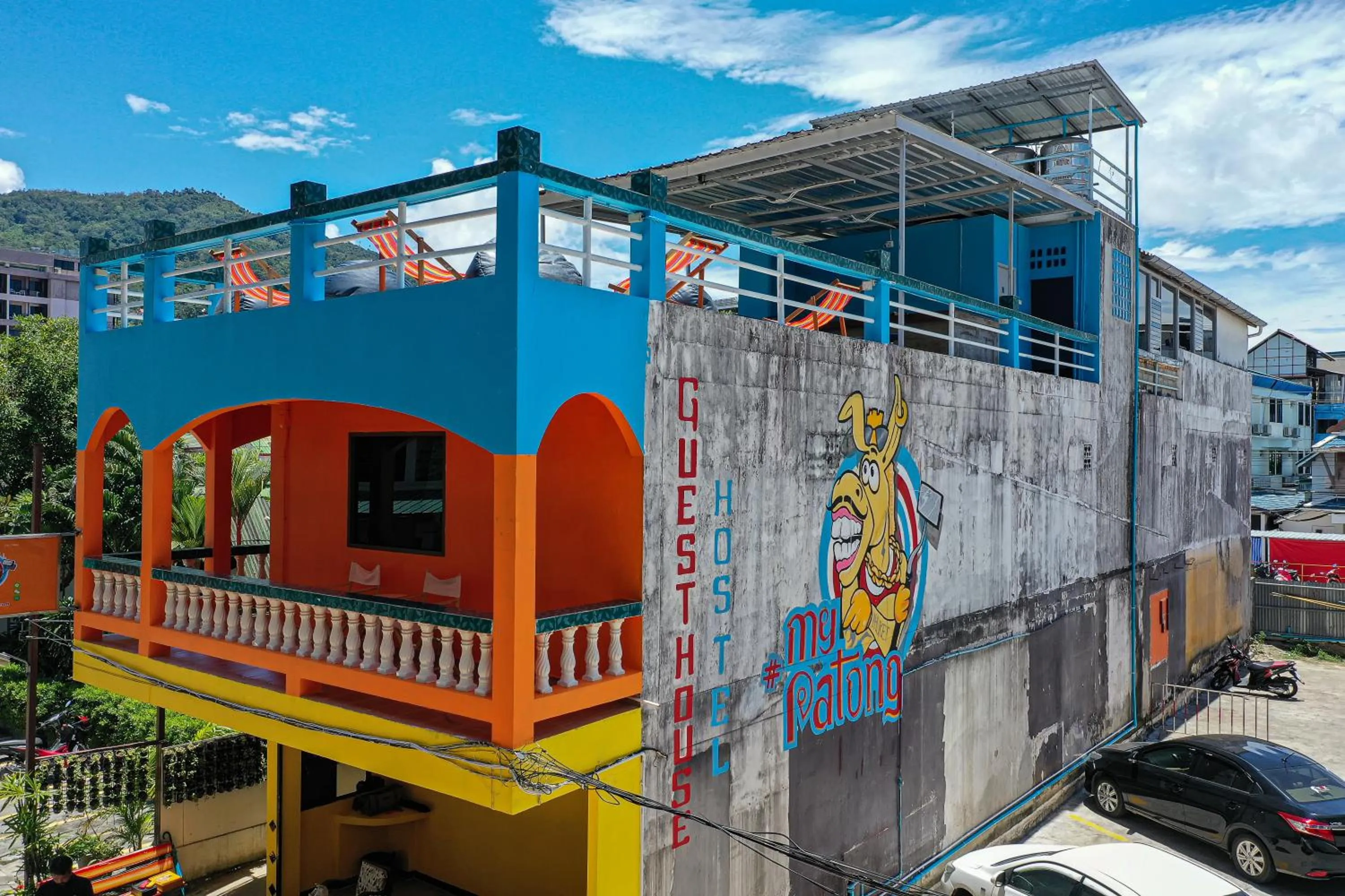 Property building in myPatong Social Hostel