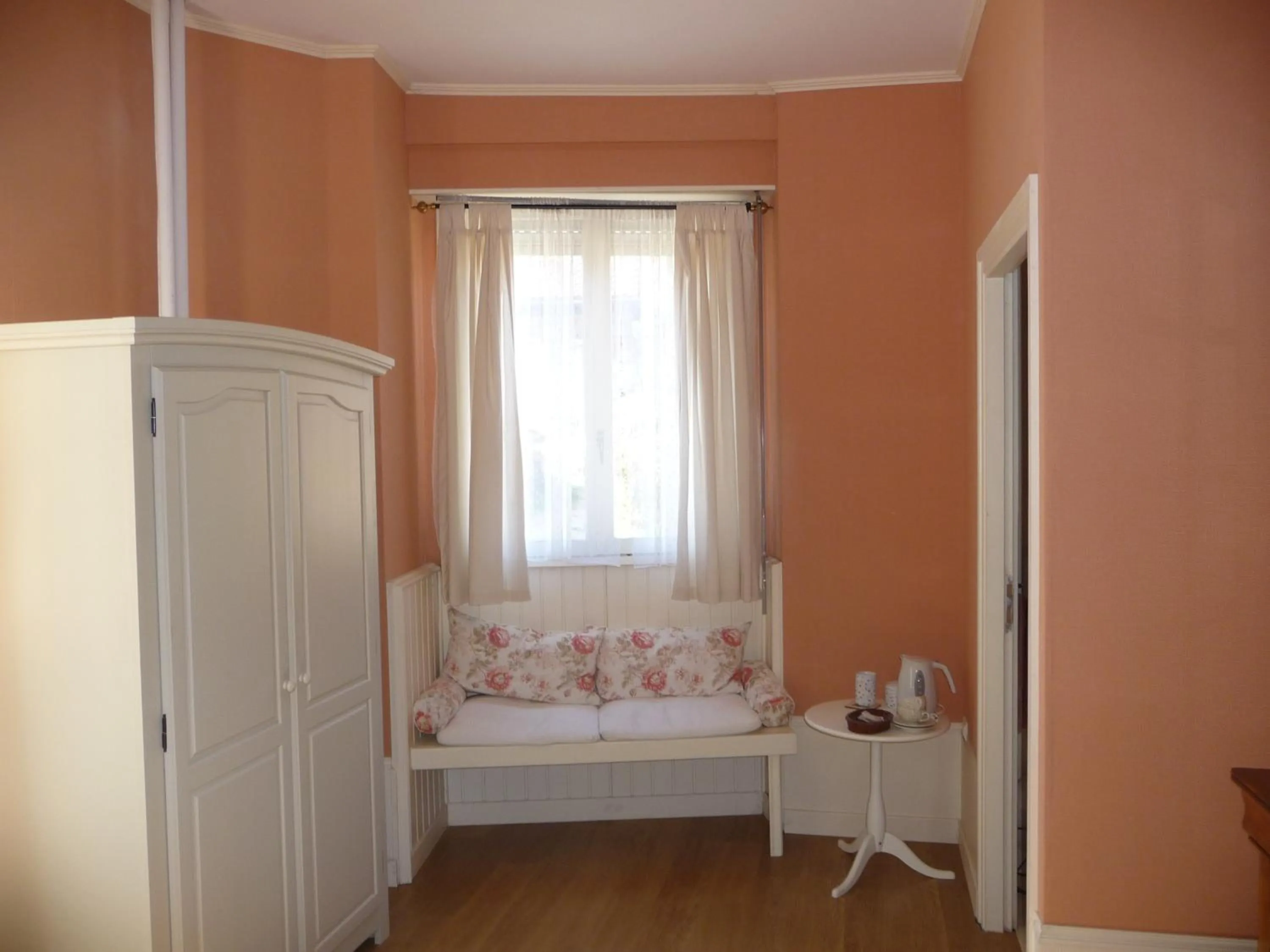 Double Room with Garden View in Résidence de Vaux