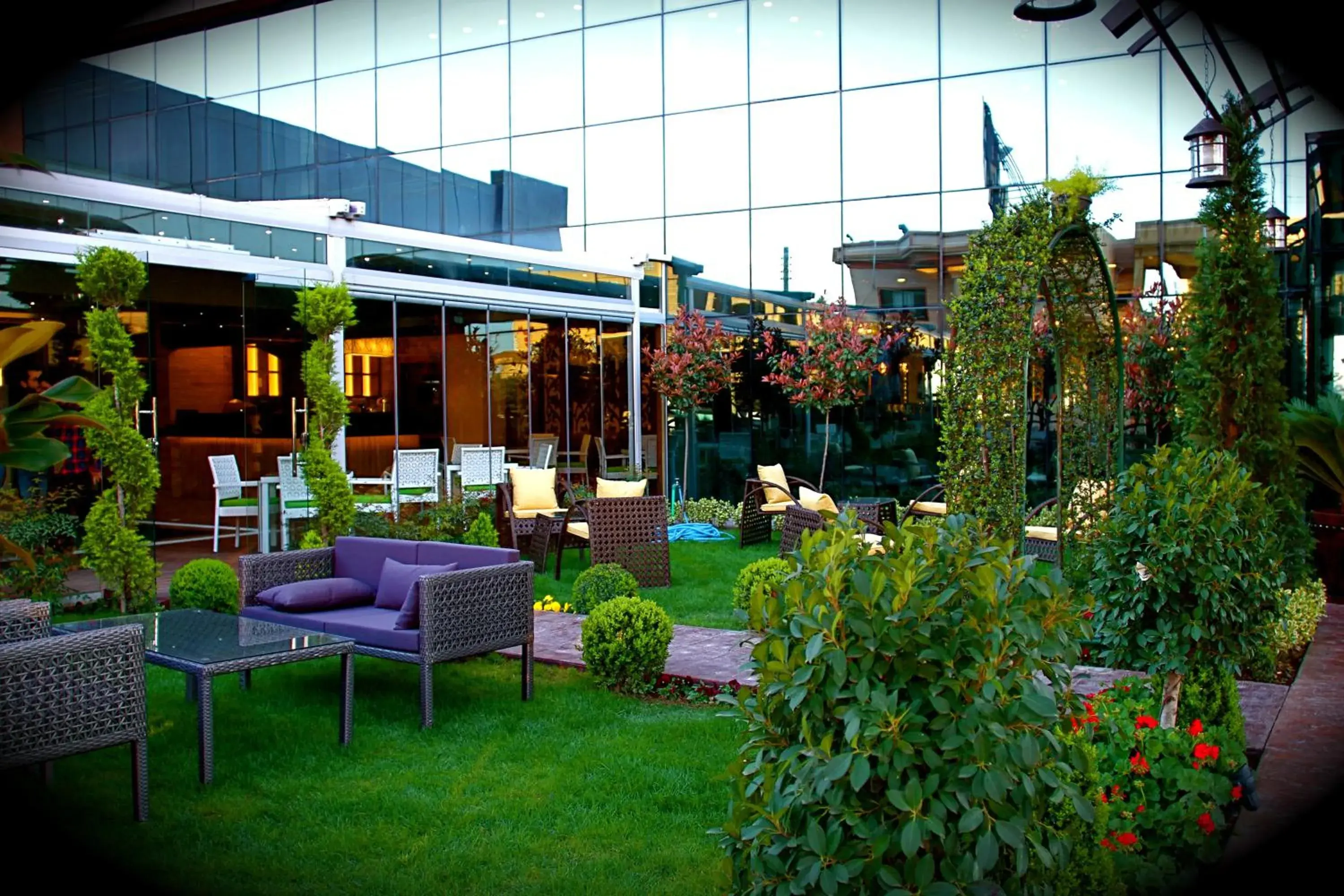 Restaurant/places to eat in Ankawa Royal Hotel & Spa Restaurant/places to eat in Ankawa Royal Hotel & Spa