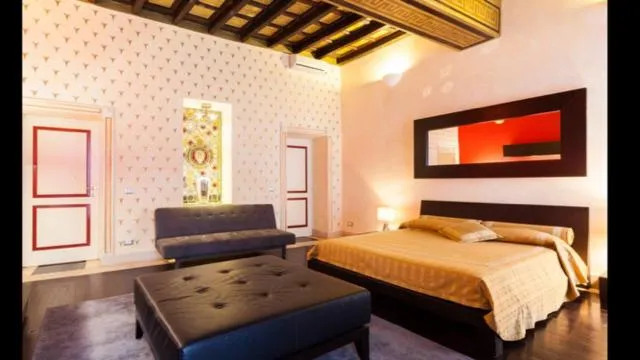 Bed in Grand Master Suites