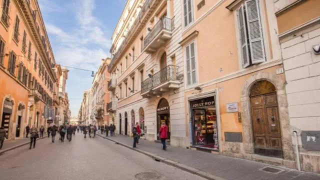 Neighbourhood in Grand Master Suites