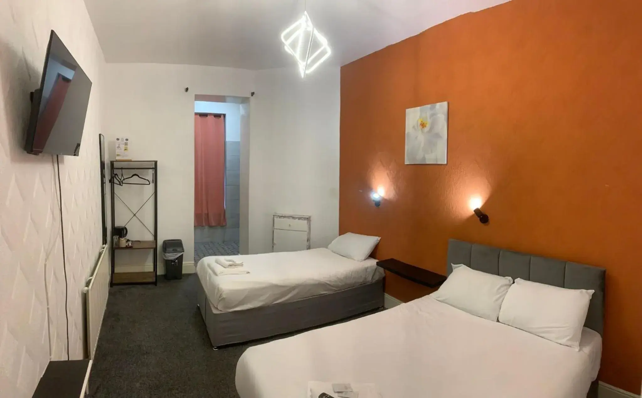 Bedroom, Bed in Savoy Hotel Bedroom, Bed in Savoy Hotel