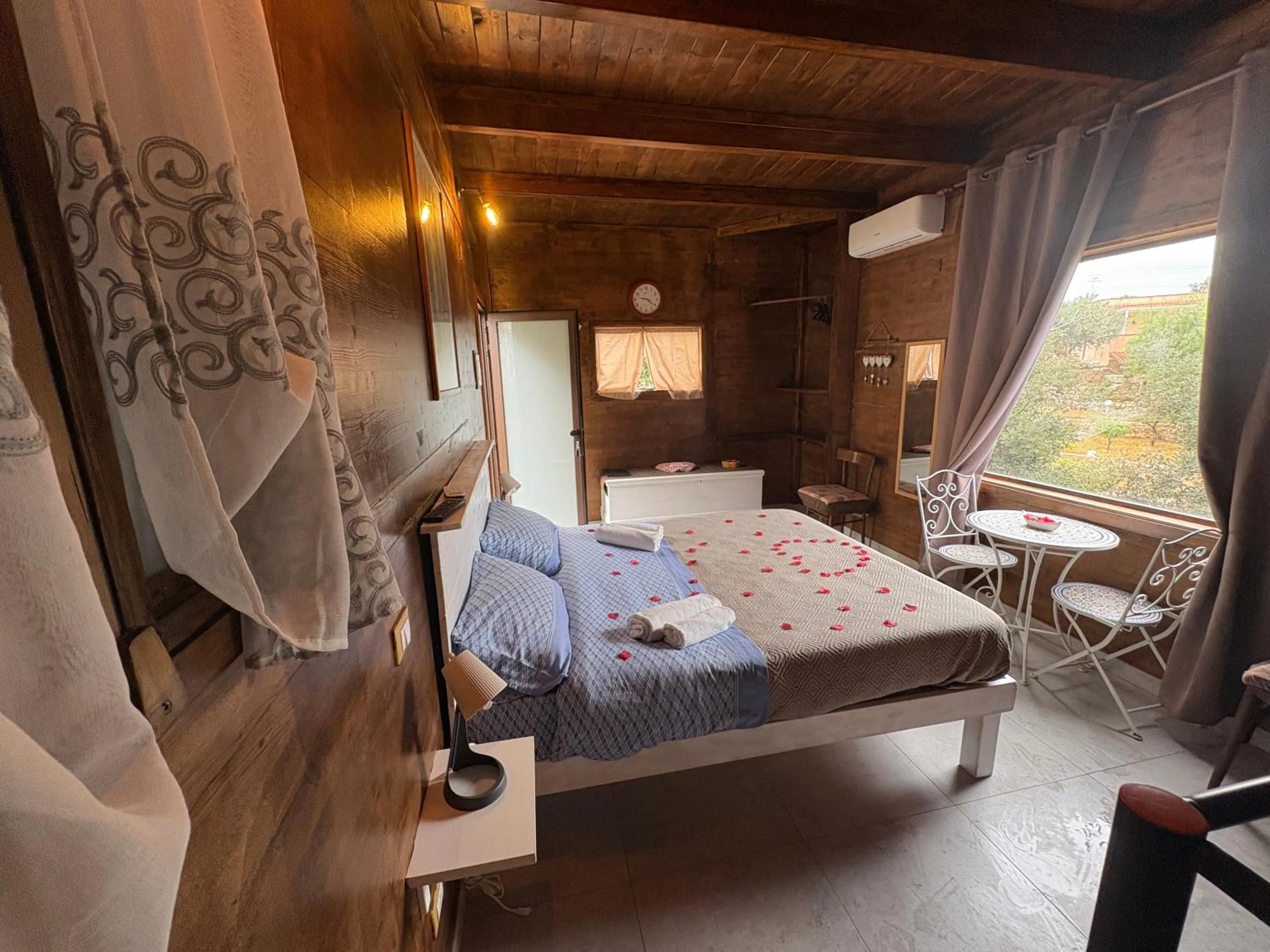 Bed in Le Dimore Del Sarto Polignano a mare