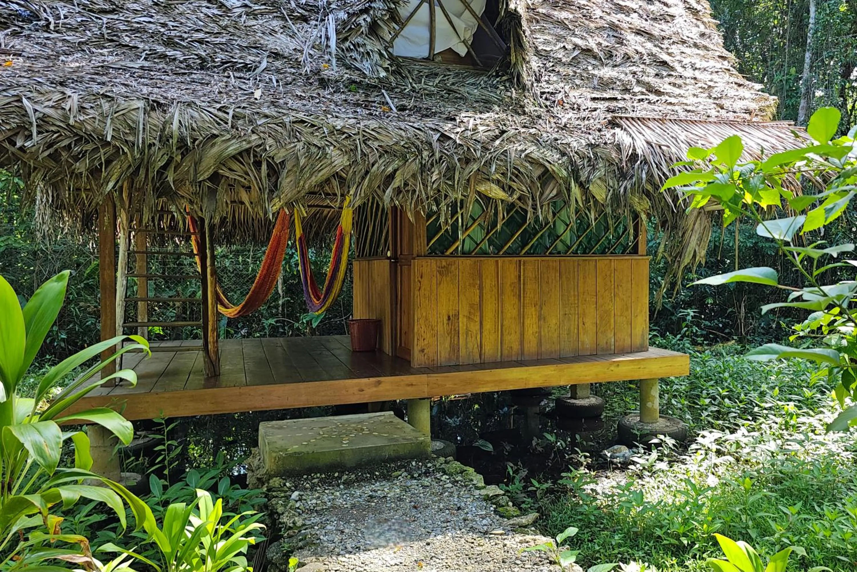 Day in El Hotelito Perdido