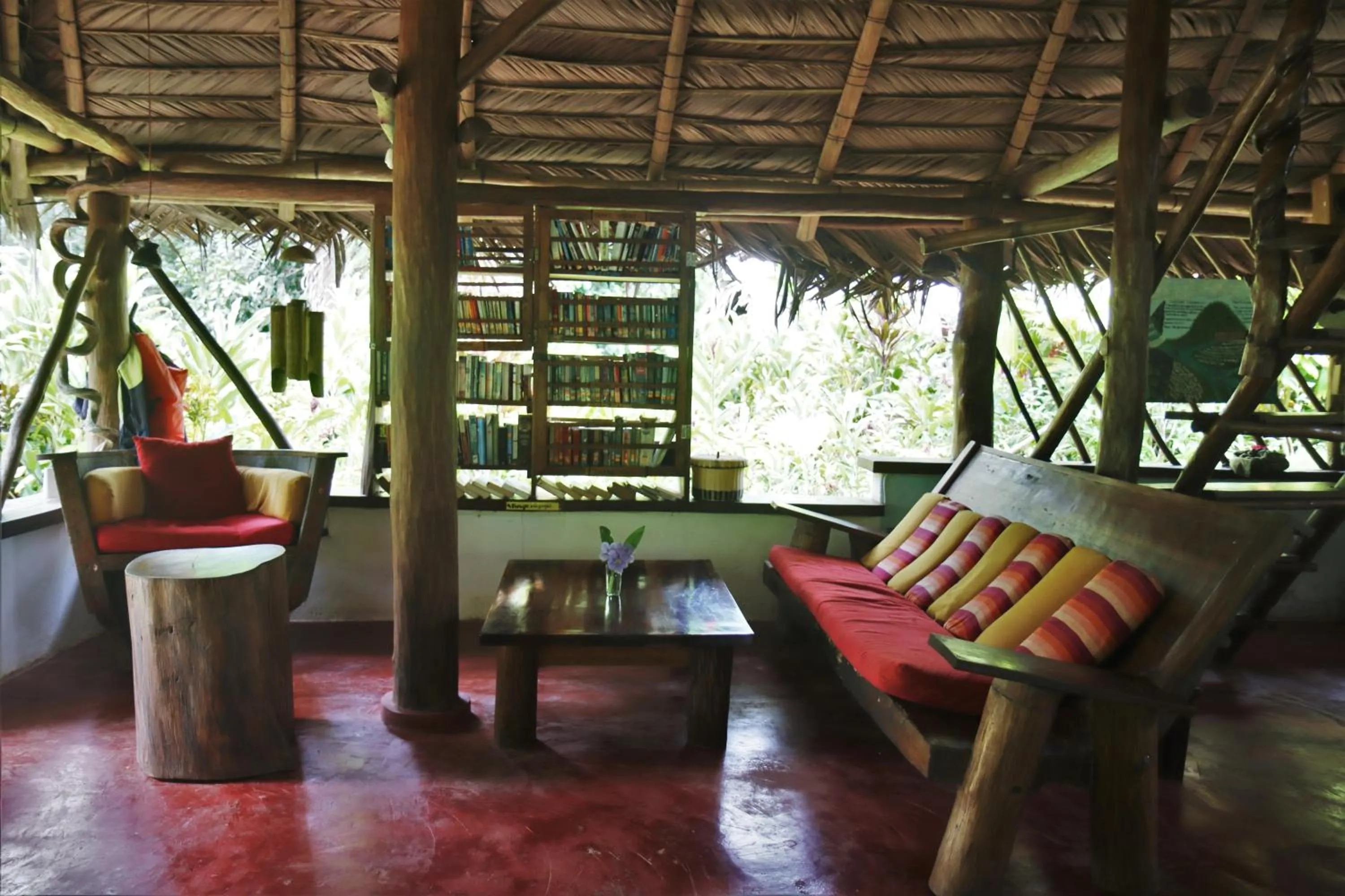 Lounge or bar in El Hotelito Perdido