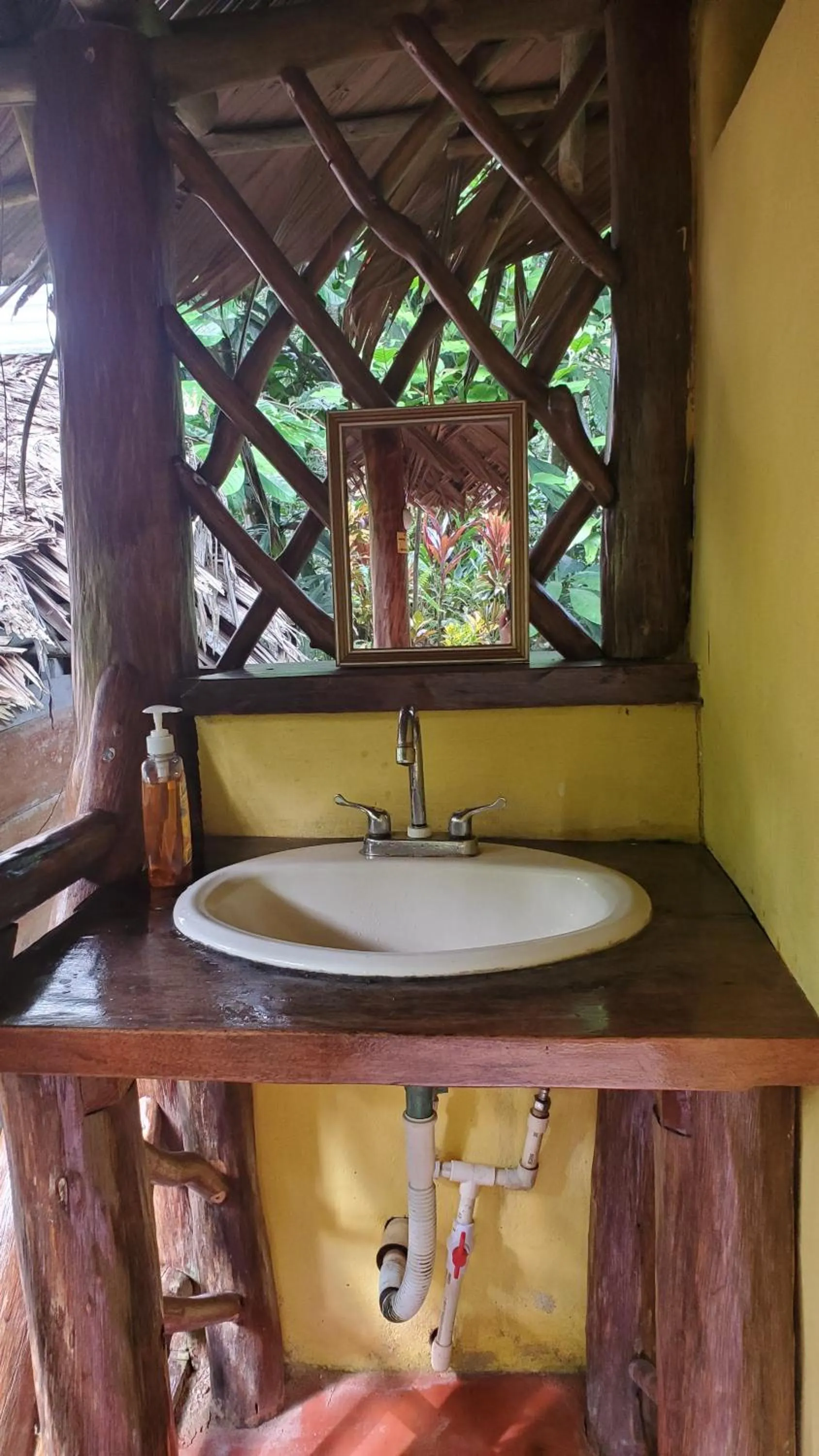 Bathroom in El Hotelito Perdido