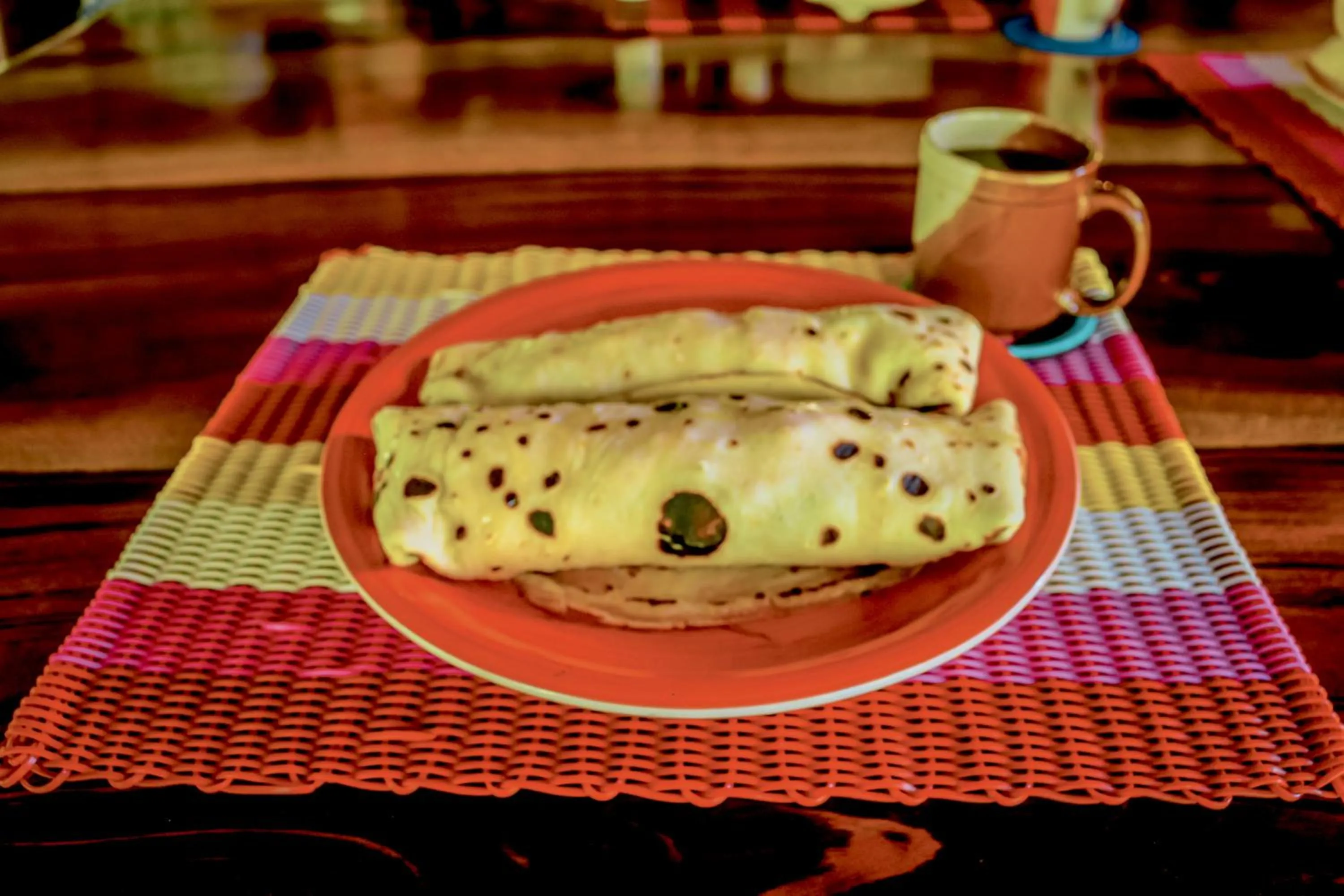 Breakfast in El Hotelito Perdido