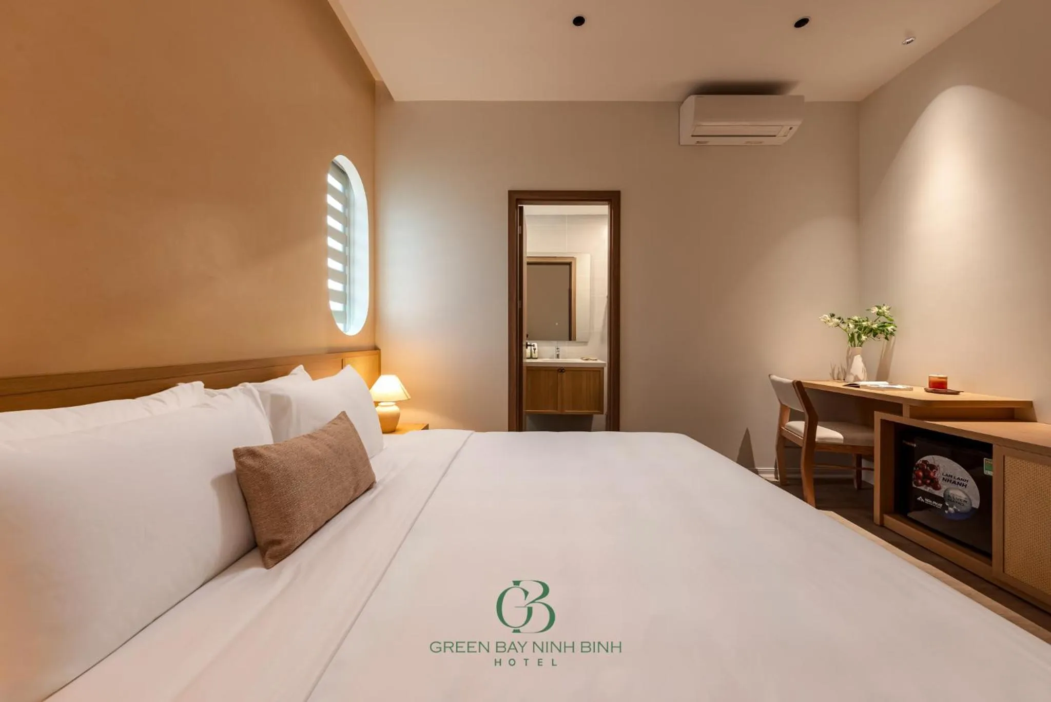 Bed in Green Bay Hotel Ninh Bình