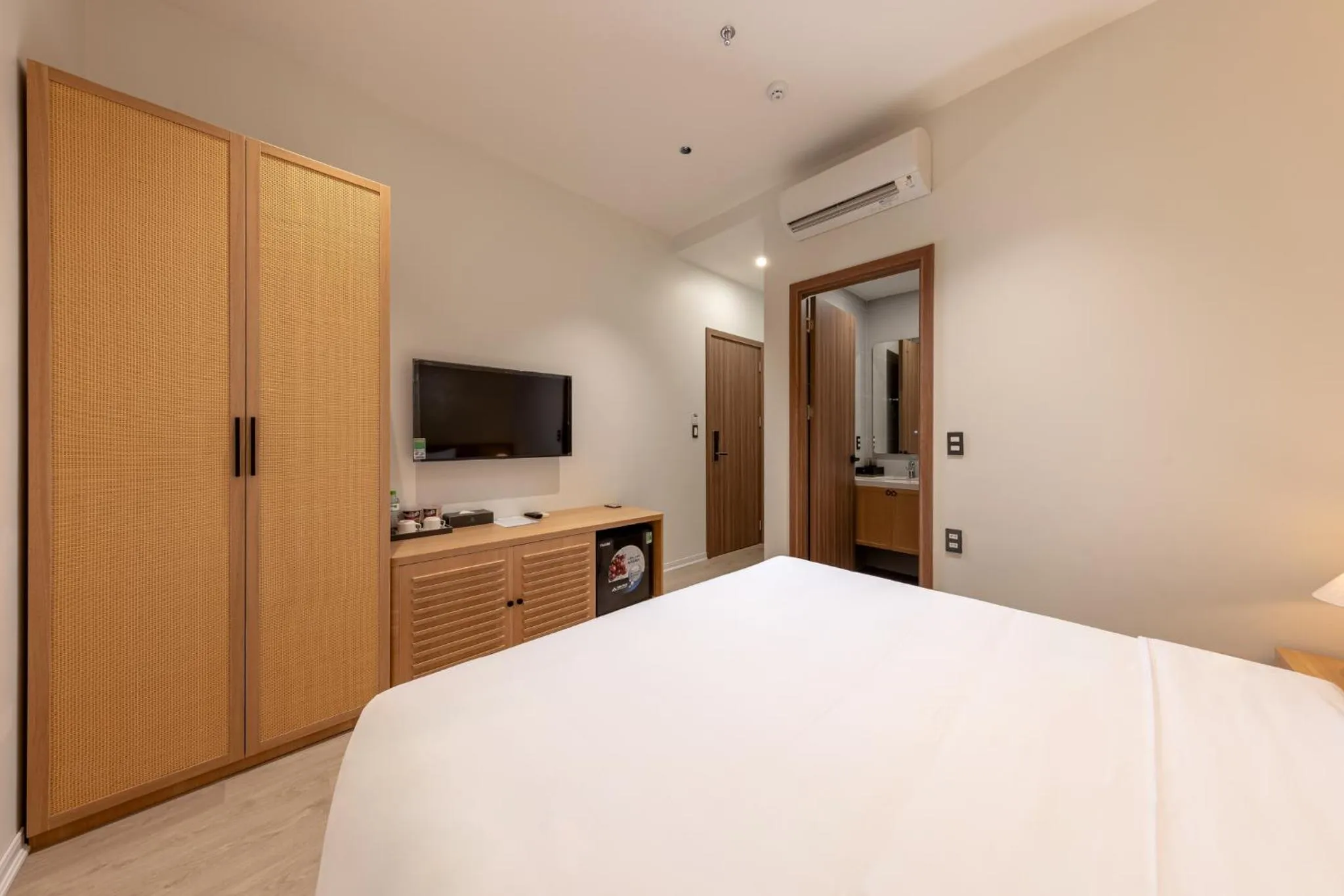 Bed in Green Bay Hotel Ninh Bình