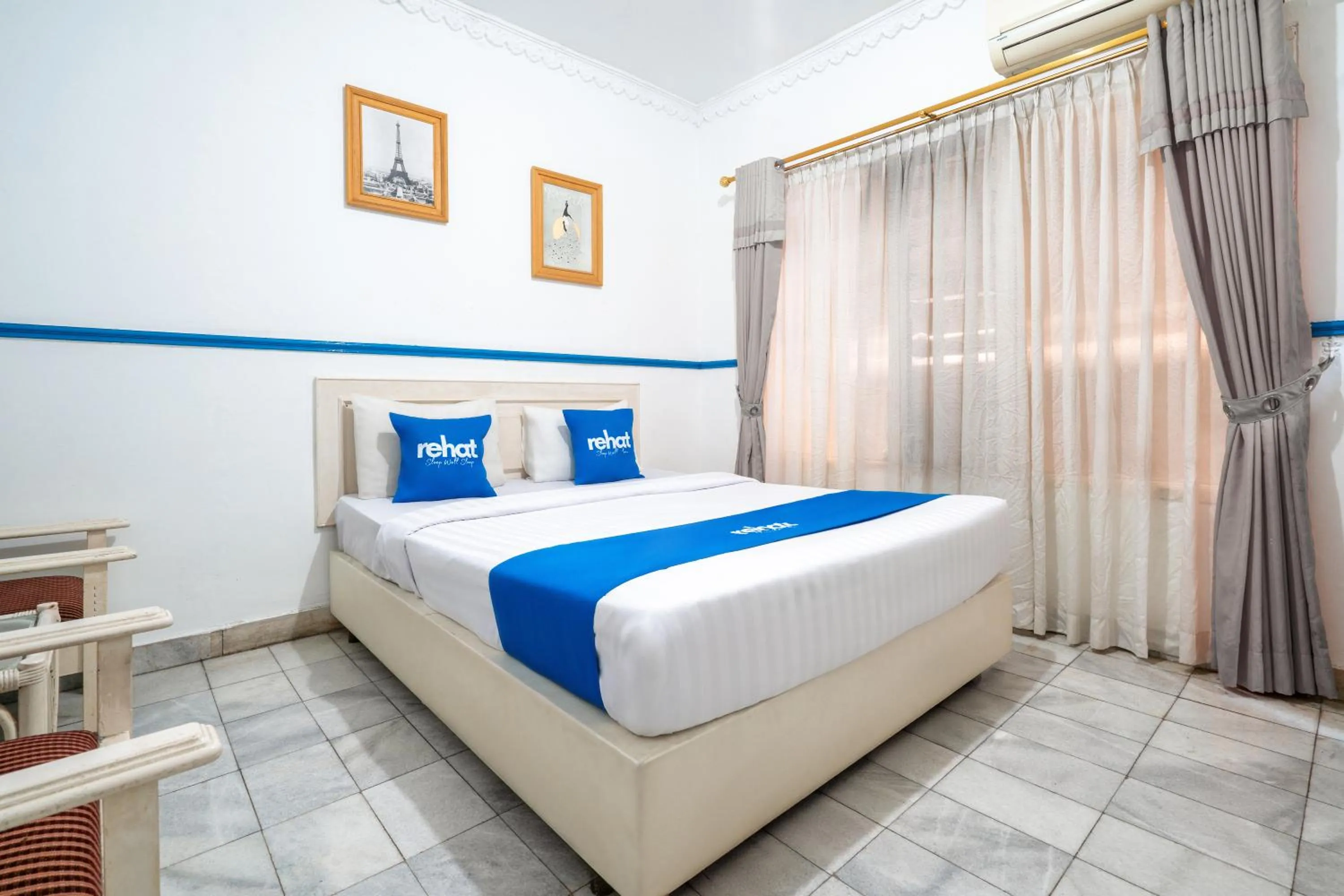 Bed in Rehat at Hotel Patradissa Stasiun Bandung