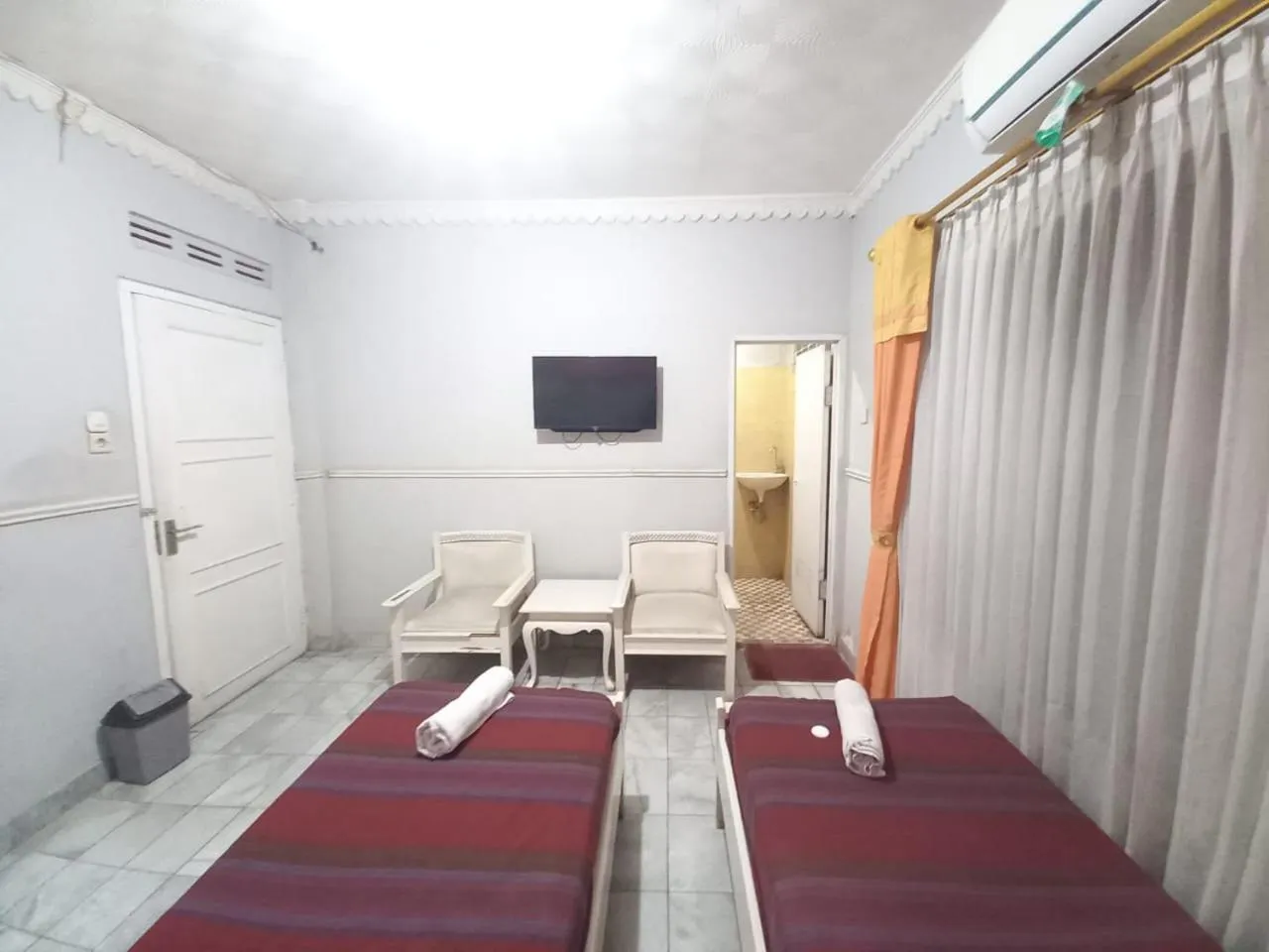 Bed in Hotel Patradissa Stasiun Bandung