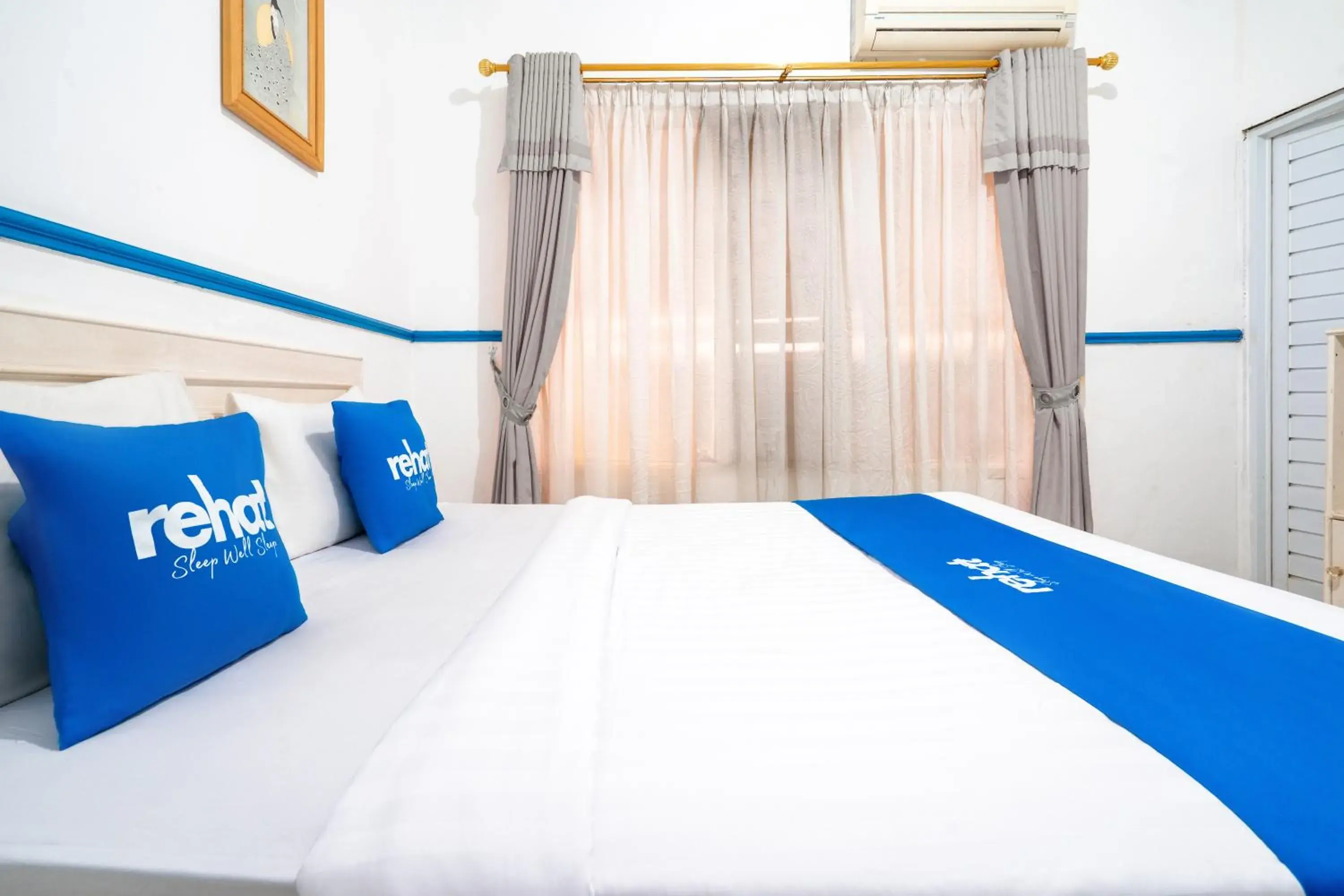 Bed in Rehat at Hotel Patradissa Stasiun Bandung Bed in Rehat at Hotel Patradissa Stasiun Bandung