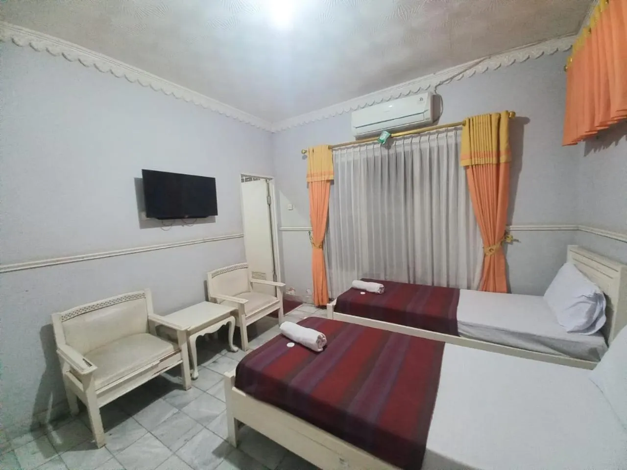 Bed in Hotel Patradissa Stasiun Bandung