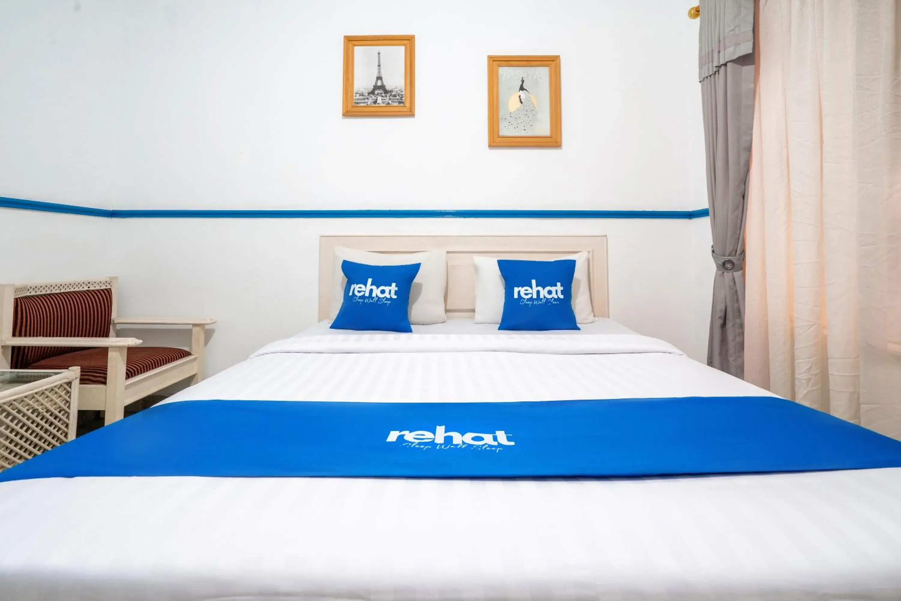 Bed in Rehat at Hotel Patradissa Stasiun Bandung Bed in Rehat at Hotel Patradissa Stasiun Bandung