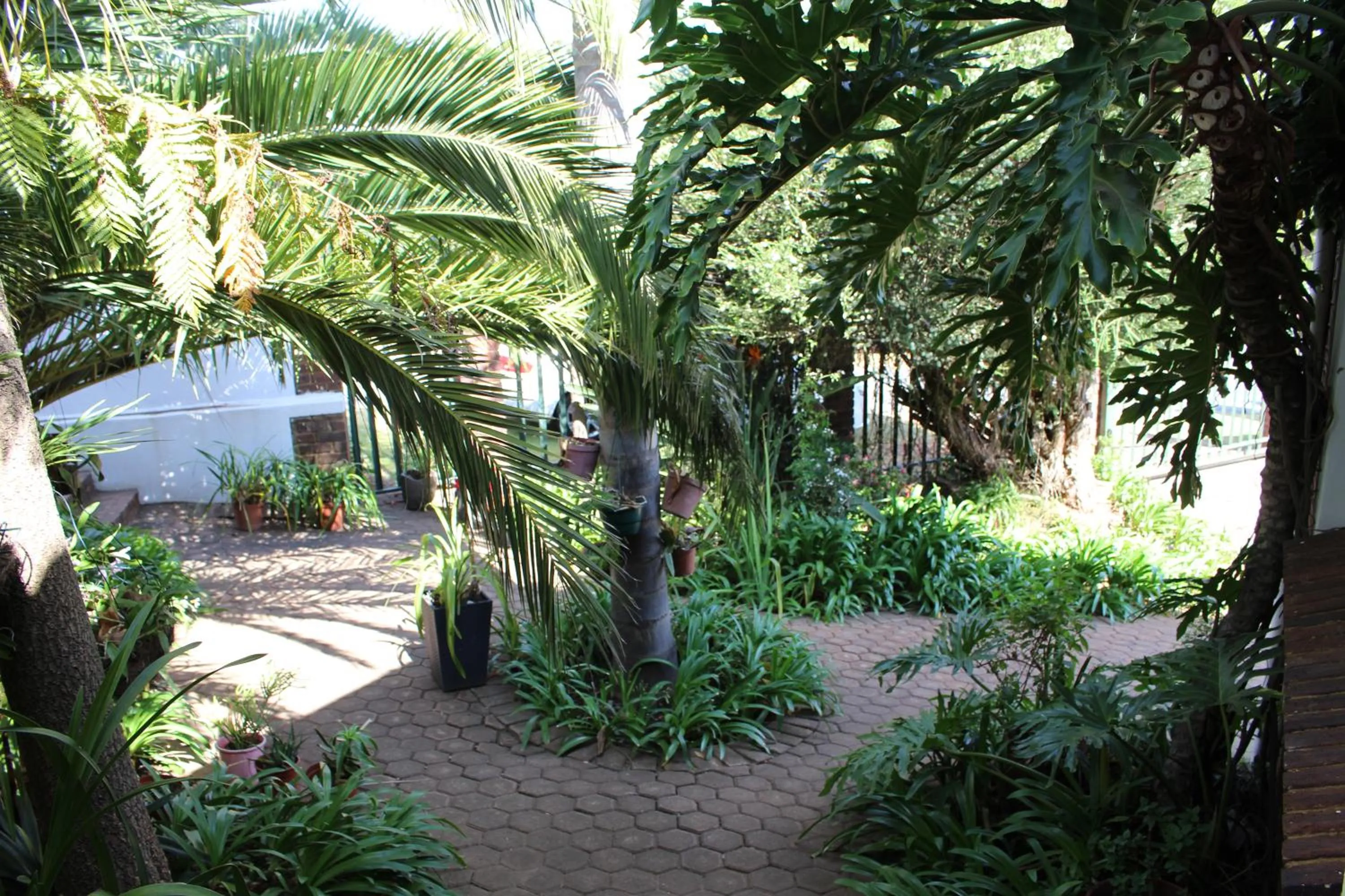 Chez Esme Guest House