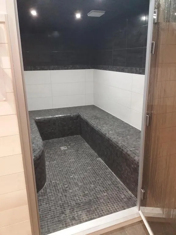 Steam room in Appartement 91 Palais des Gouverneurs