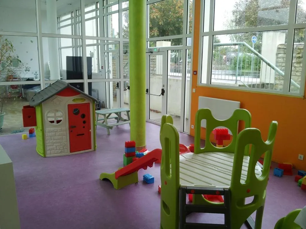 Children play ground in Appartement 91 Palais des Gouverneurs