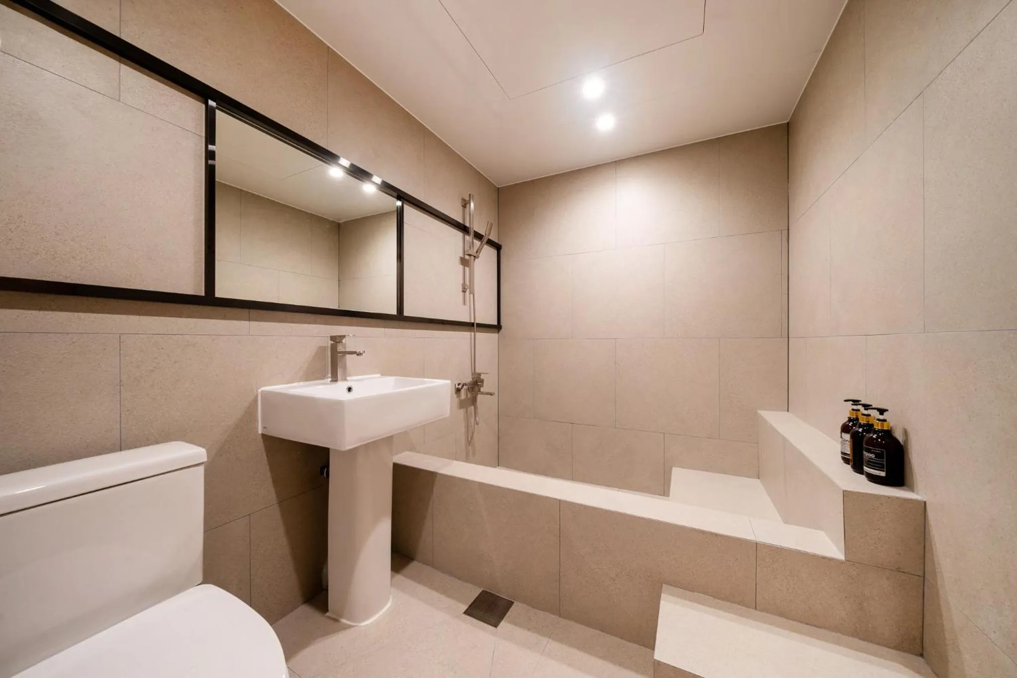 Toilet in Jamsil Stay 509