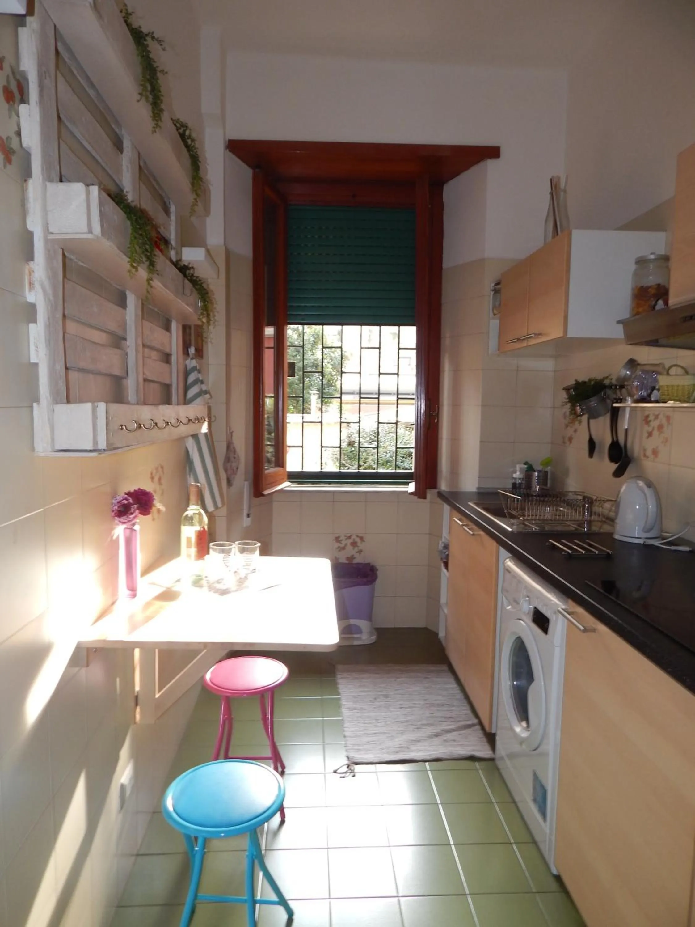 Communal kitchen in Appartamento di Nina