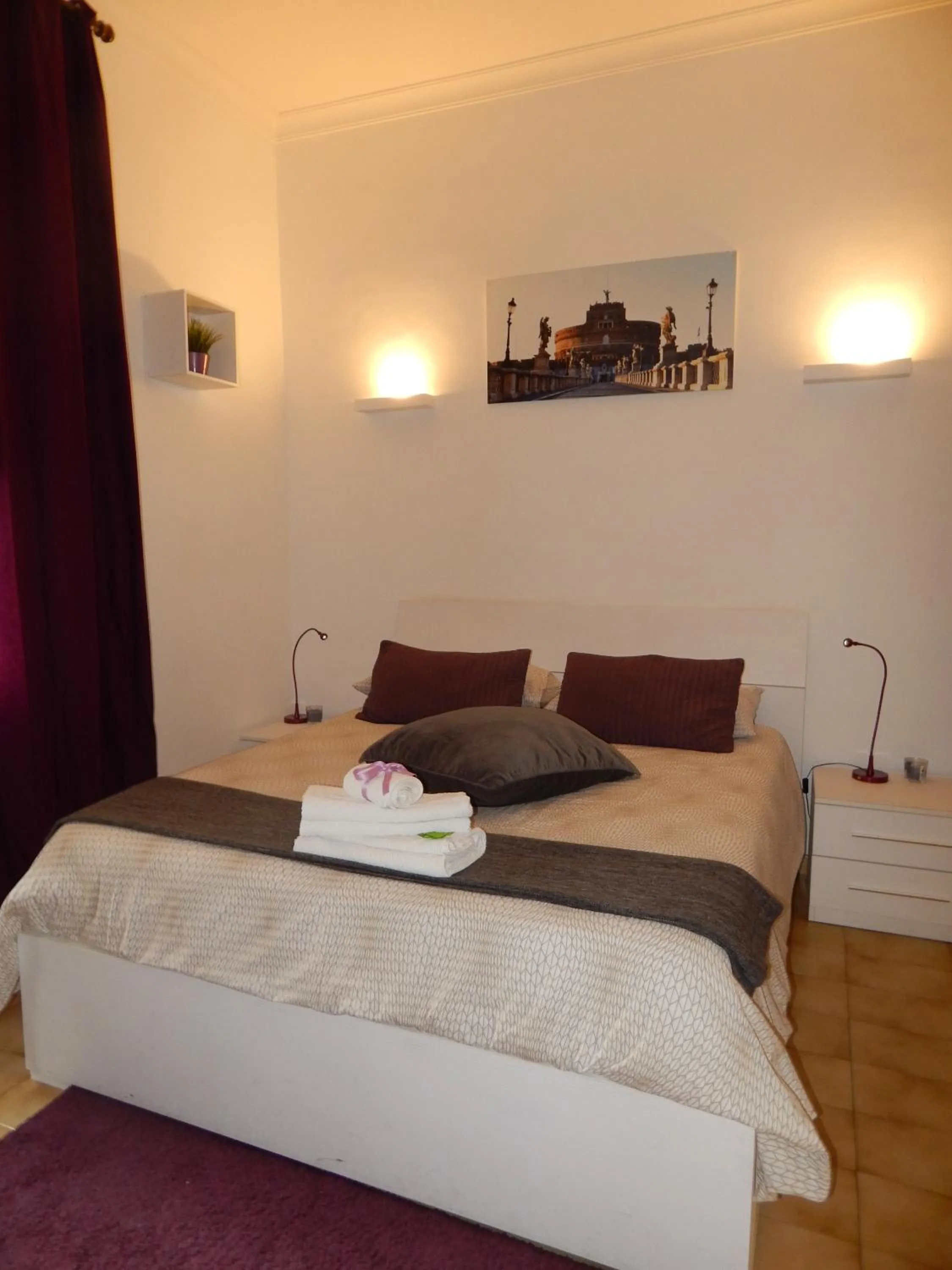 Bedroom, Bed in Appartamento di Nina