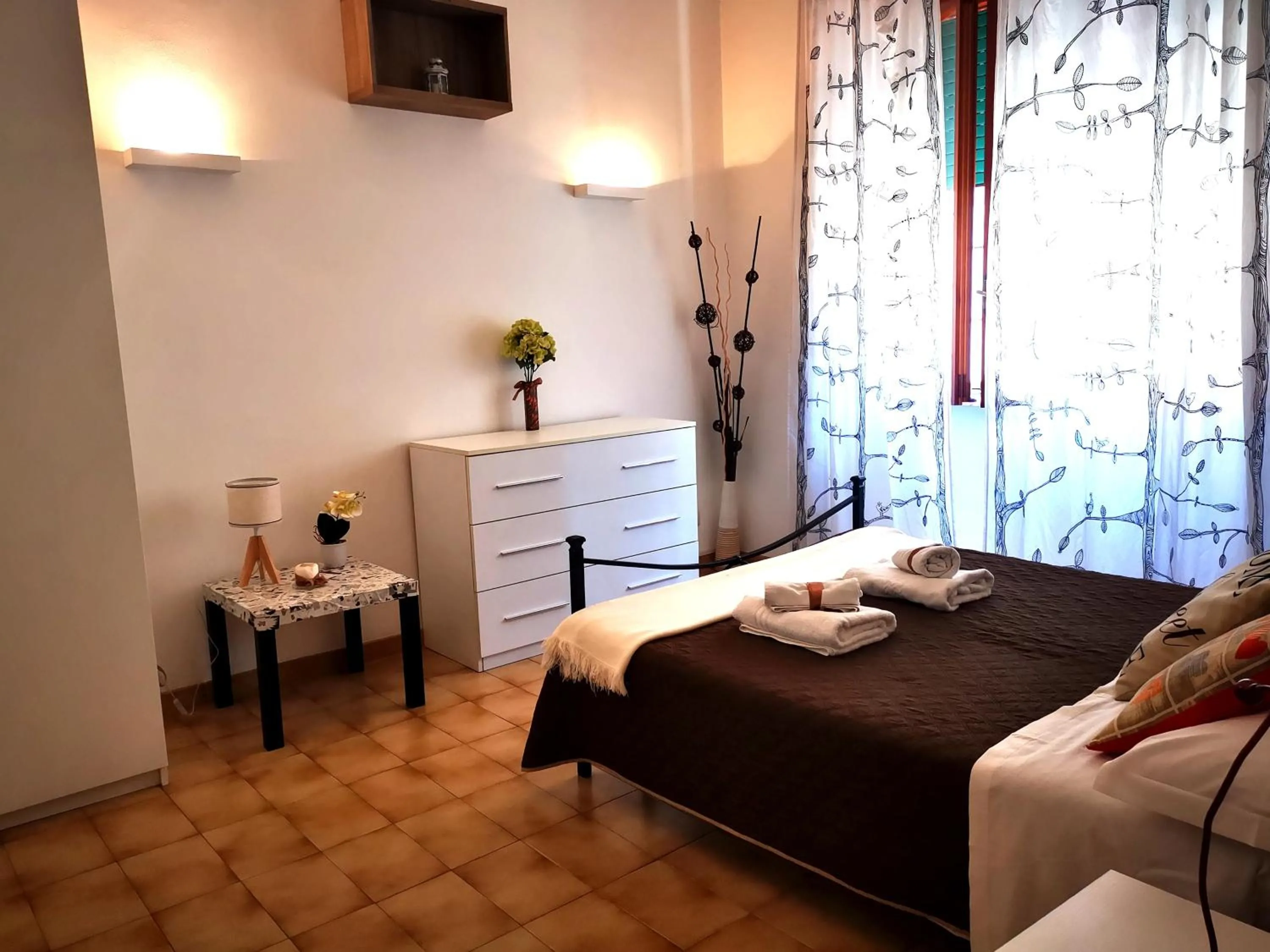 Bedroom, Bed in Appartamento di Nina
