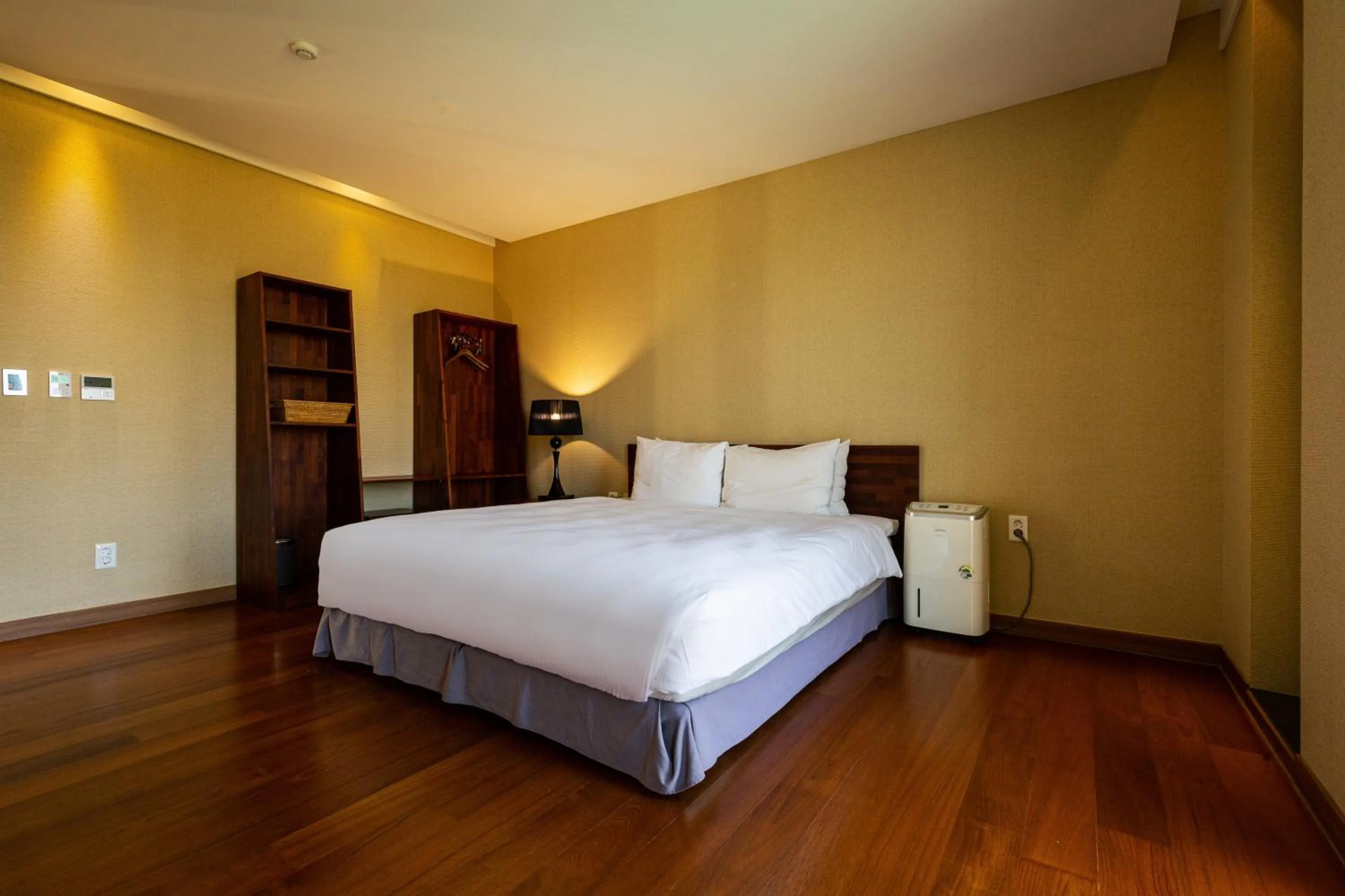 Bed in Libentia Hotel & Poolvilla