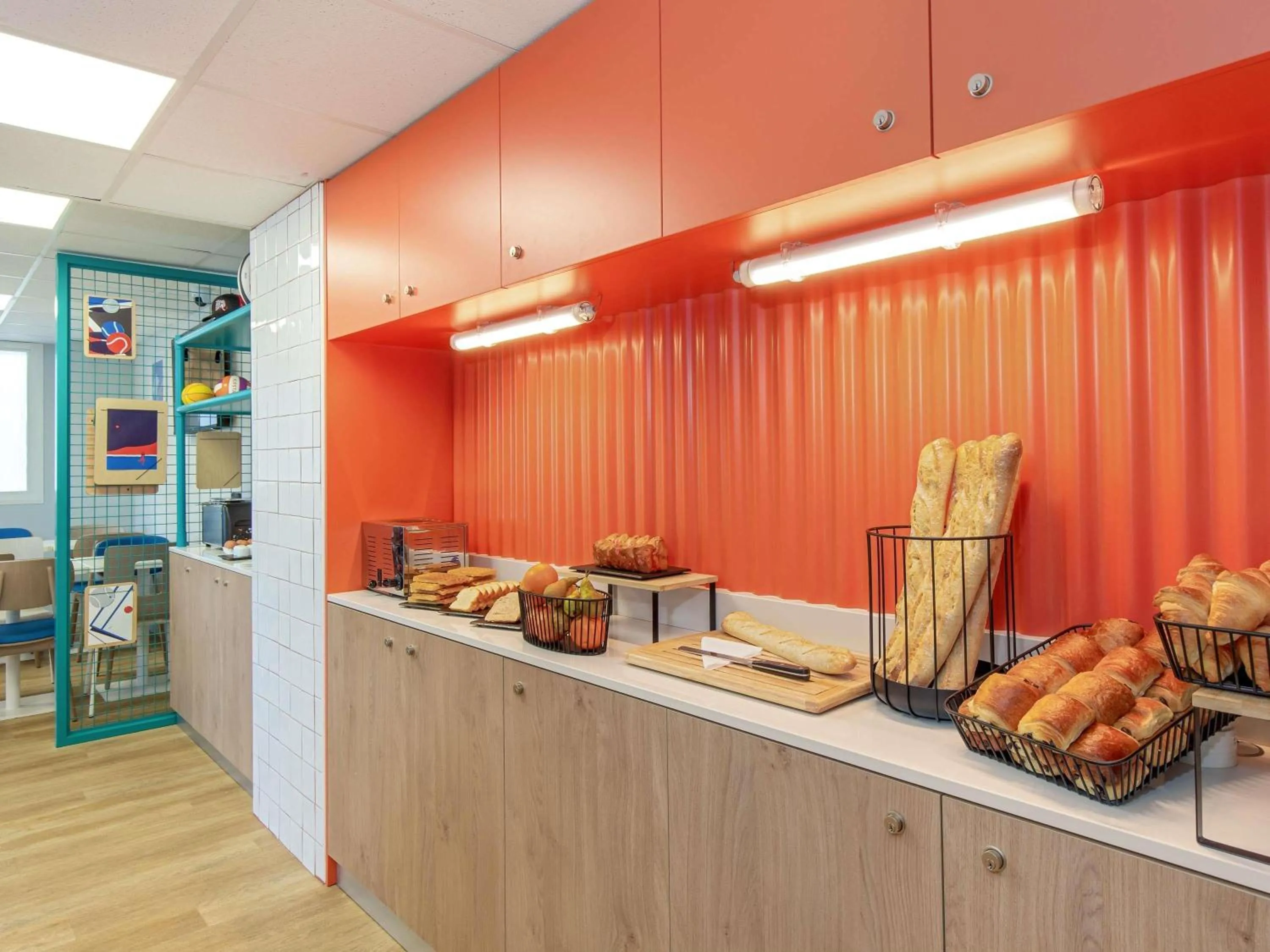 Property building in ibis budget Valence Nord Plateau des Couleures