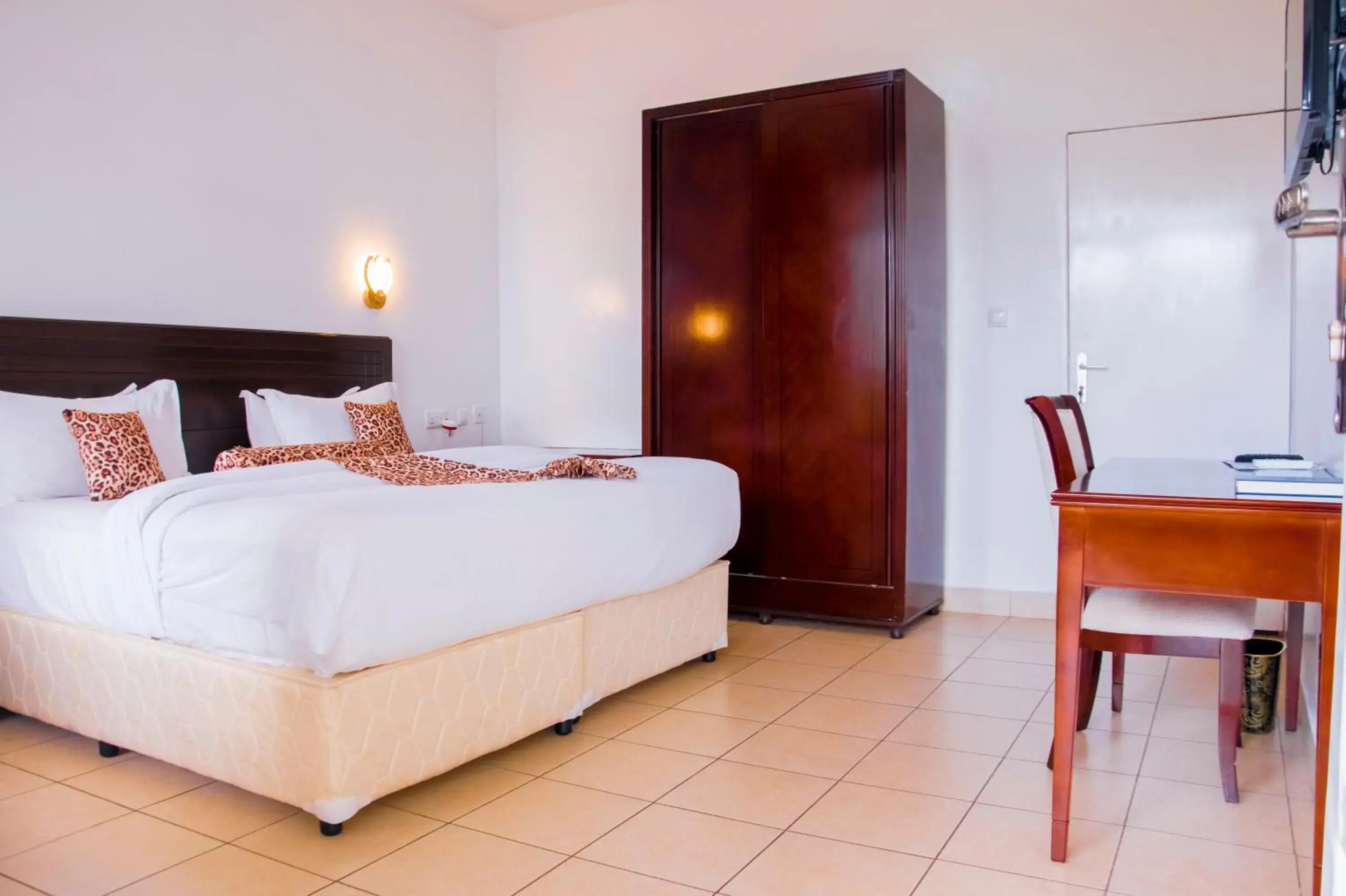 Bed in Quiet Haven Hotel Bed in Quiet Haven Hotel