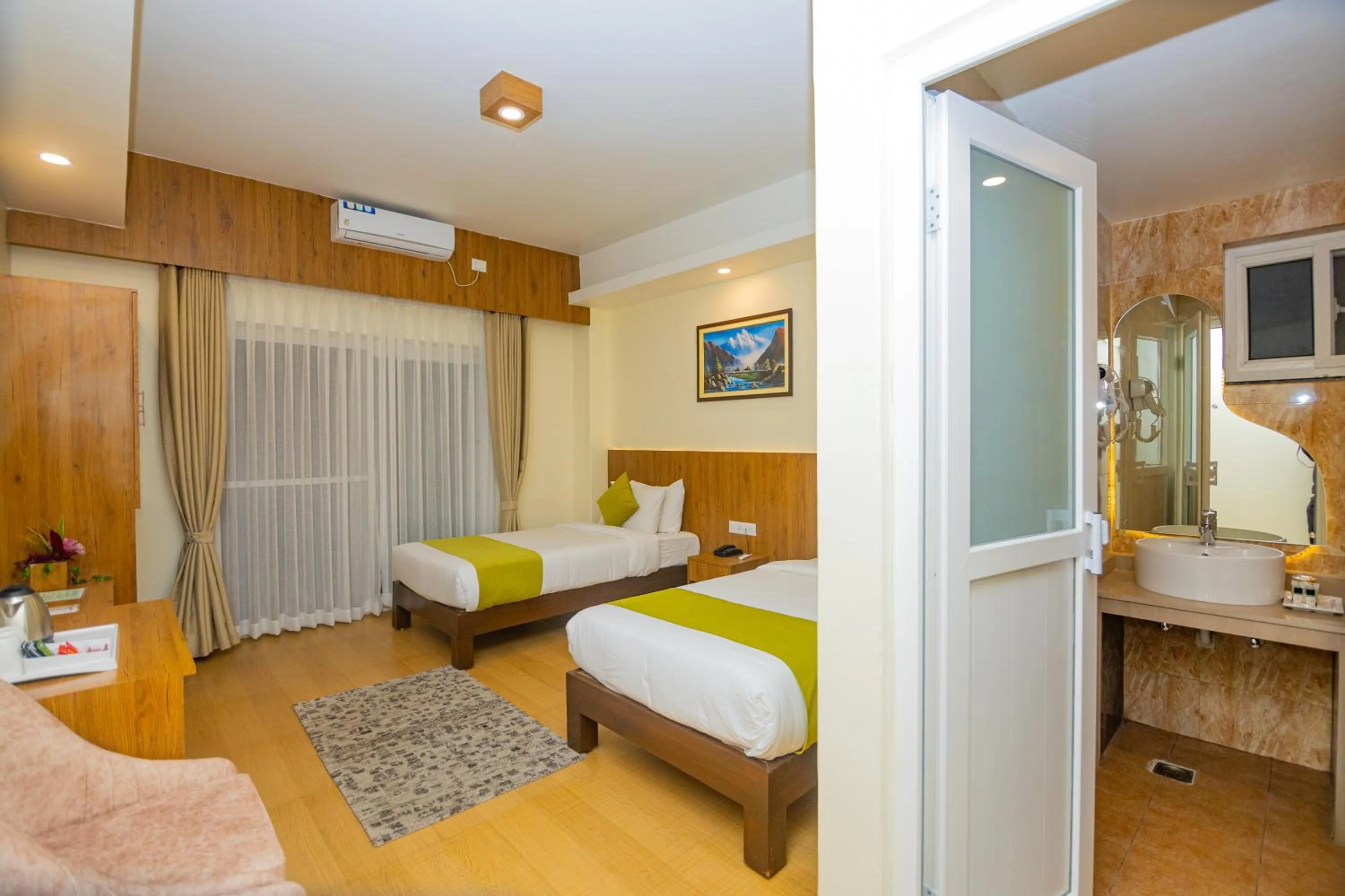 Deluxe Twin Room - single occupancy in Hotel Dashain