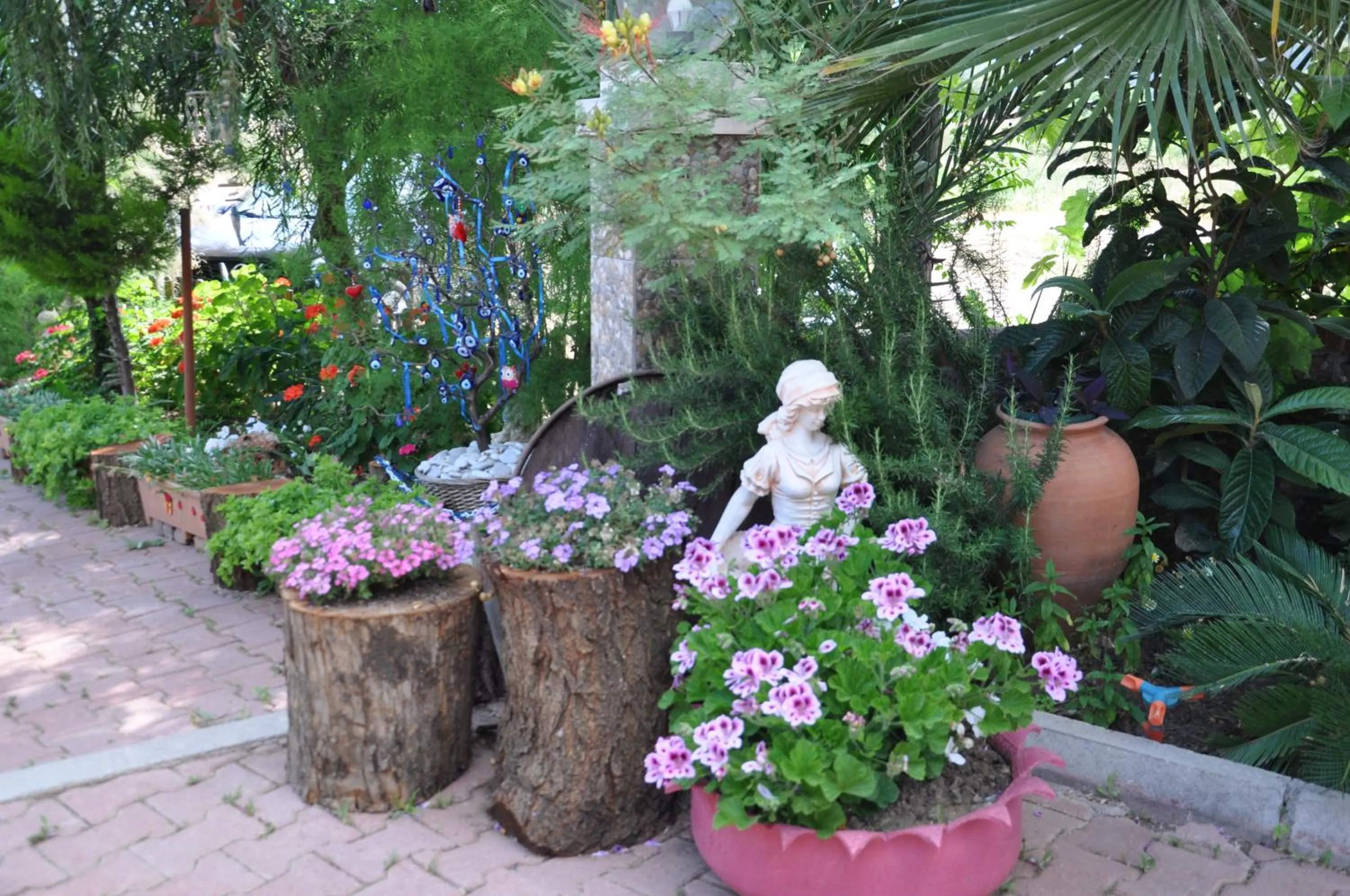 Garden in Adrasan Shambala