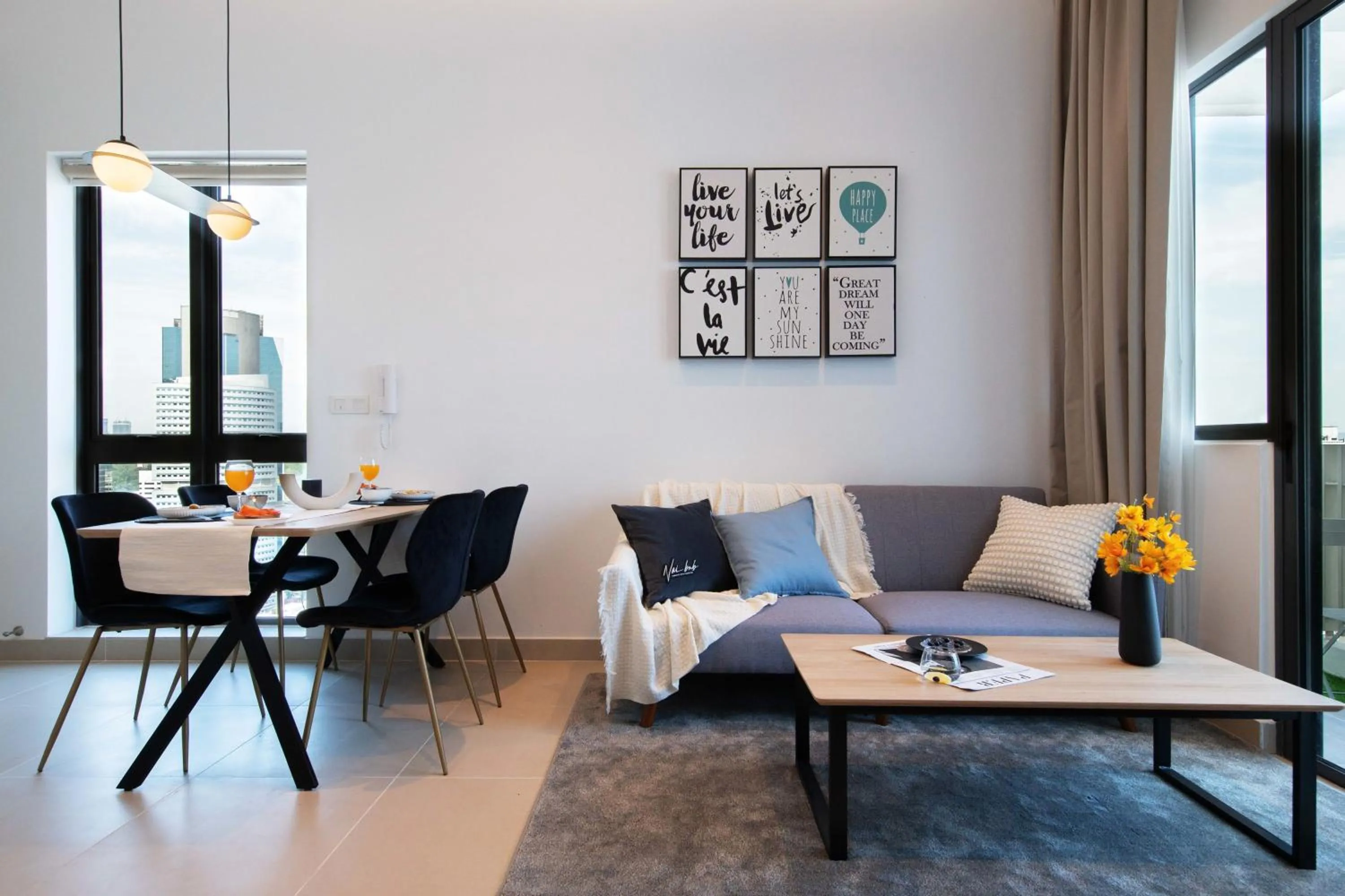 Living room in LUXE Infinitum KLCC by DX