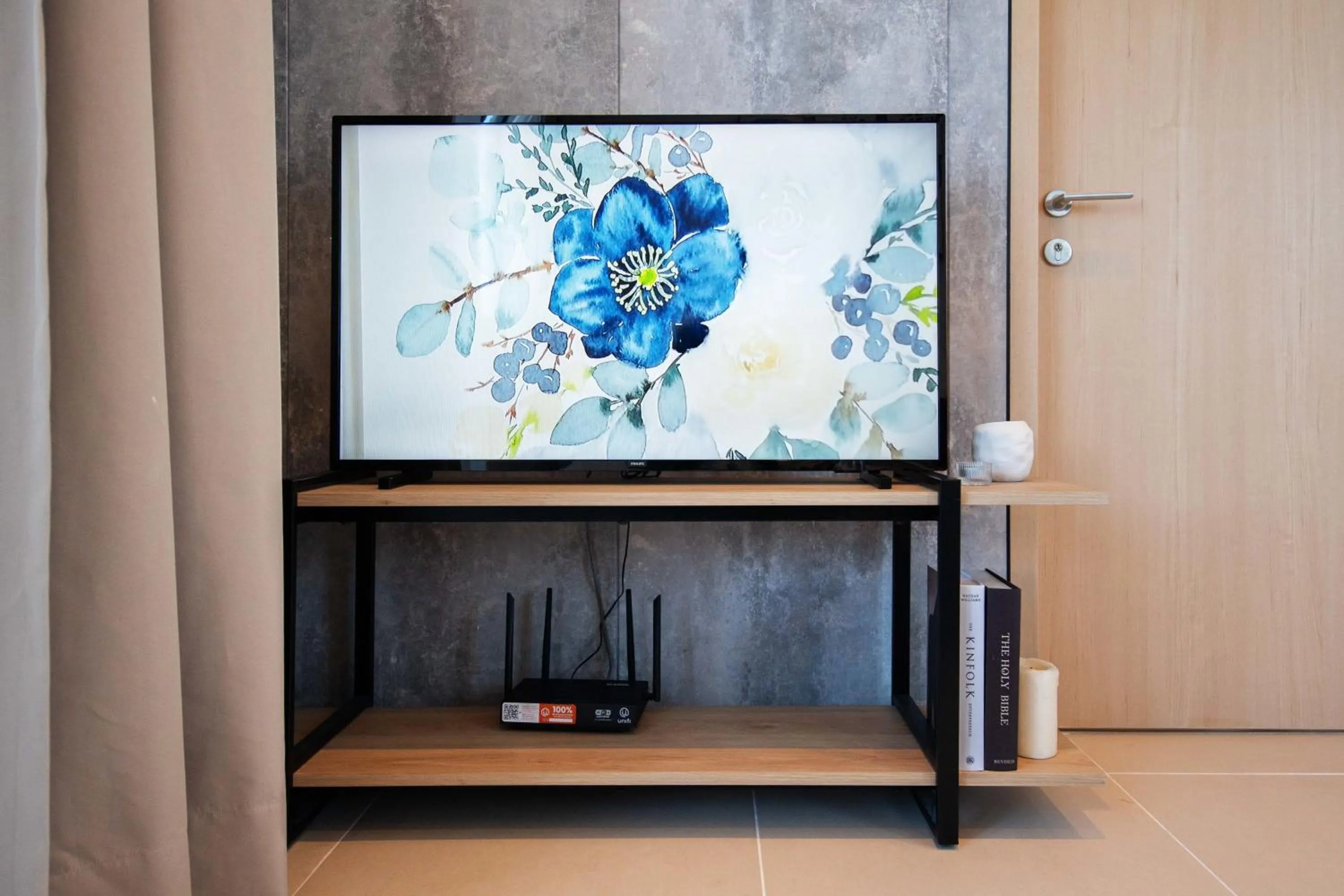 TV and multimedia in LUXE Infinitum KLCC by DX