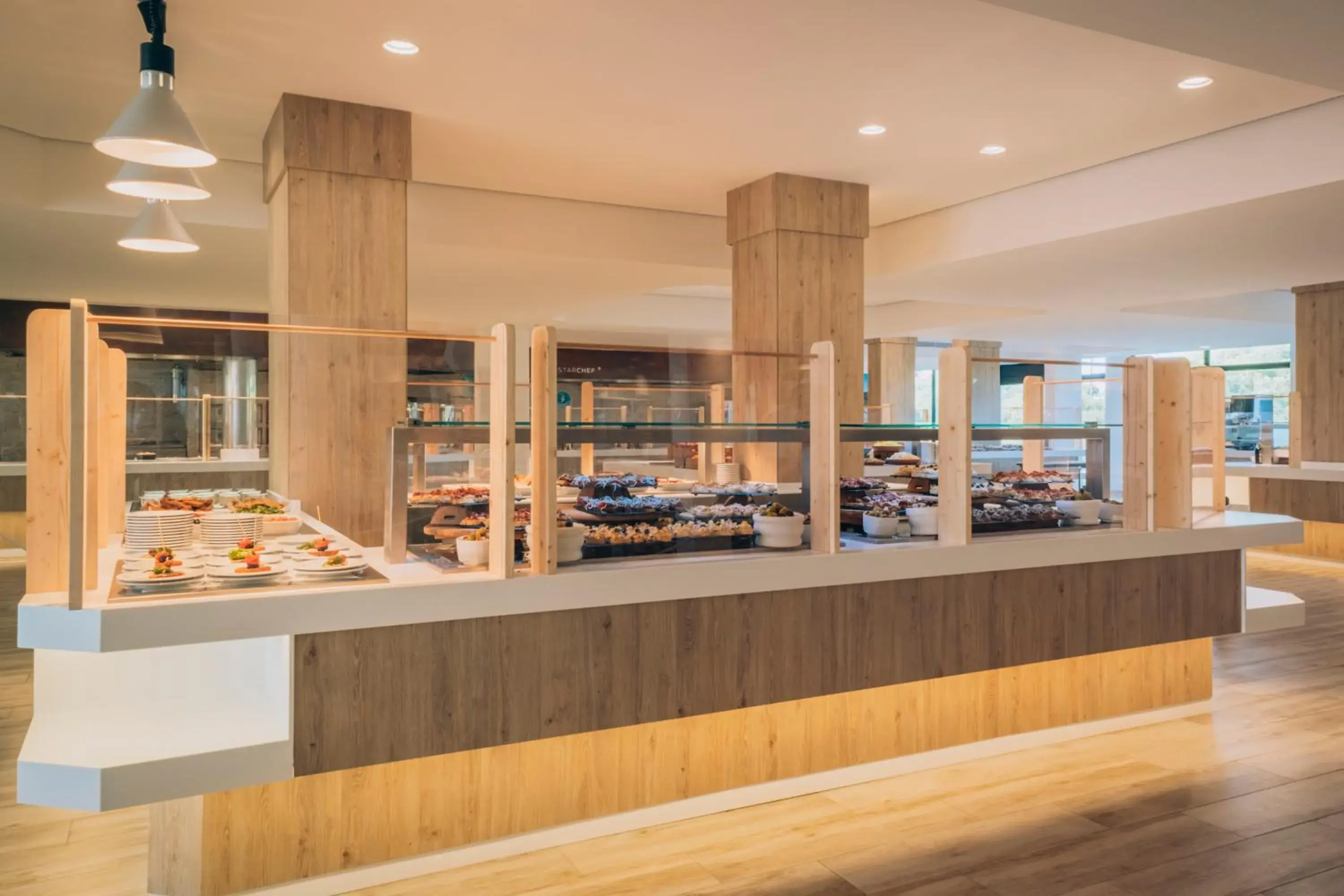 Restaurant/places to eat in Iberostar Waves Royal Andalus Restaurant/places to eat in Iberostar Waves Royal Andalus