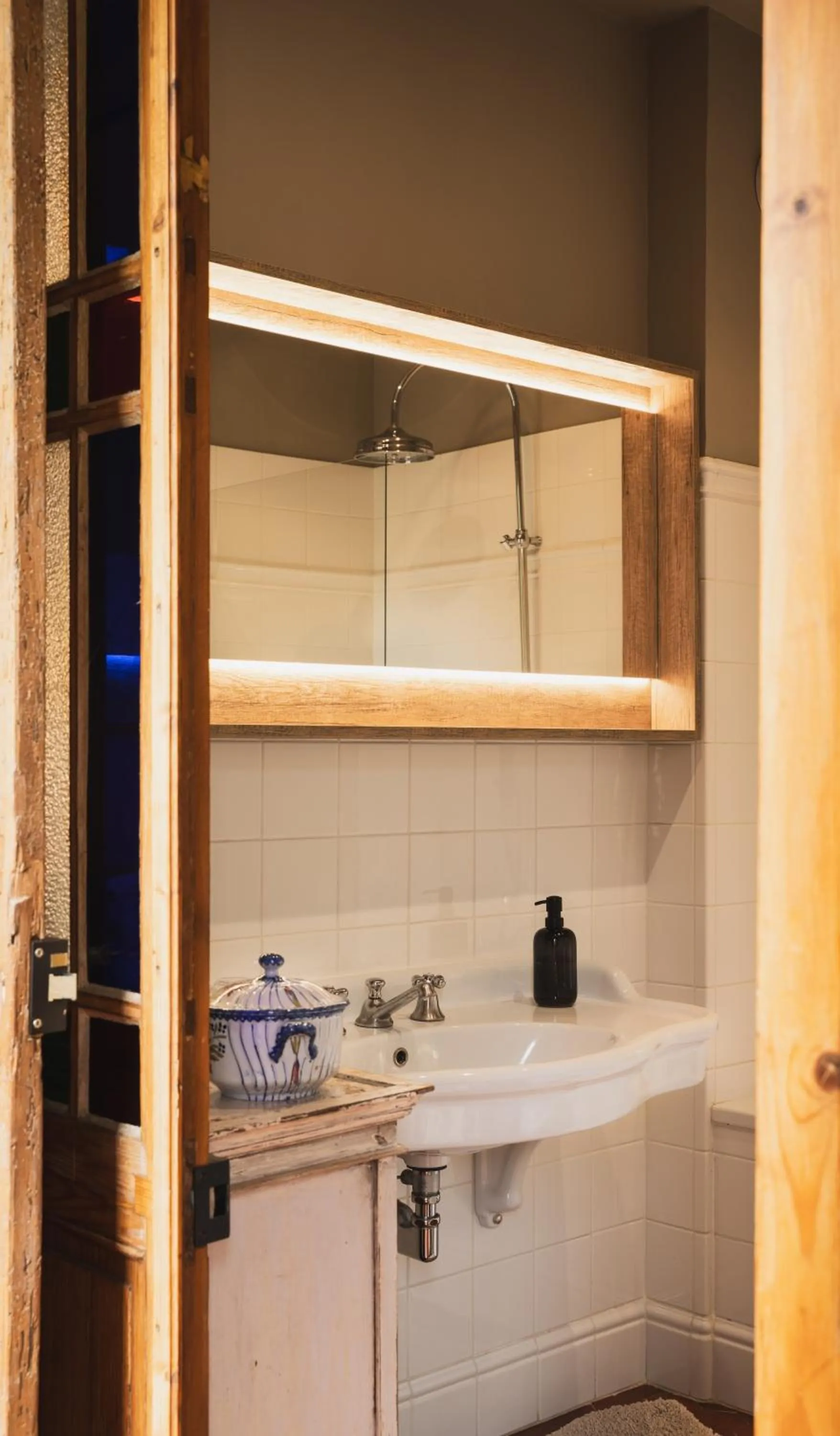 Toilet in Les Jardins de Baracane