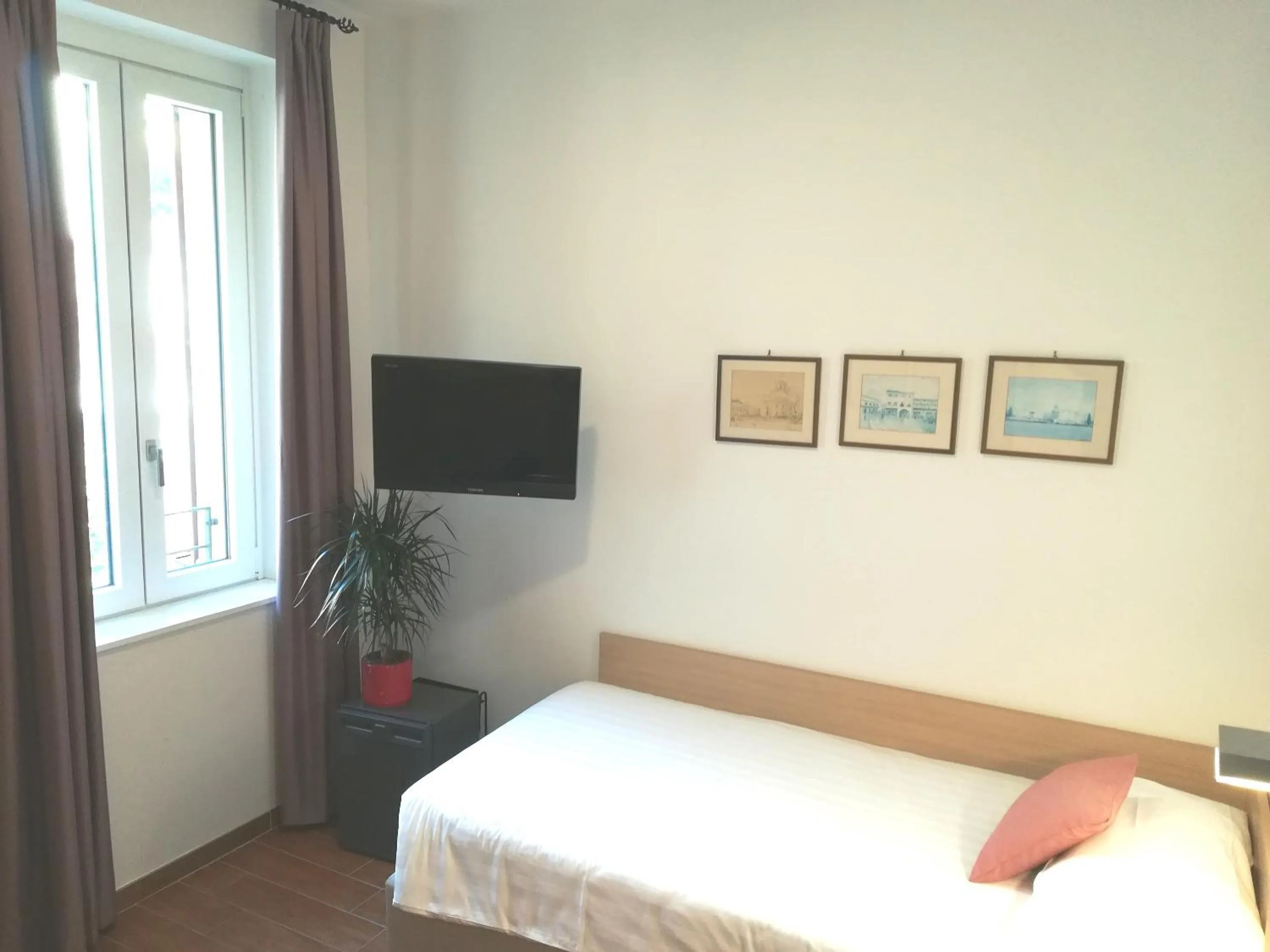 Bed in Hotel Quarcino