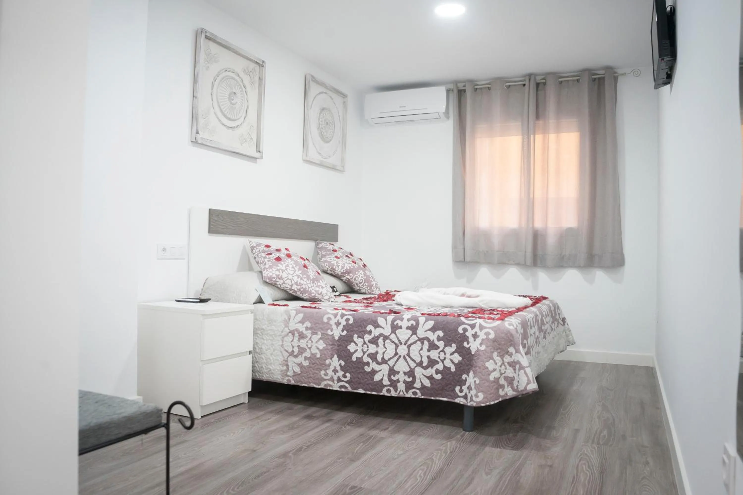 Bed in Hostal Goyesco Plaza