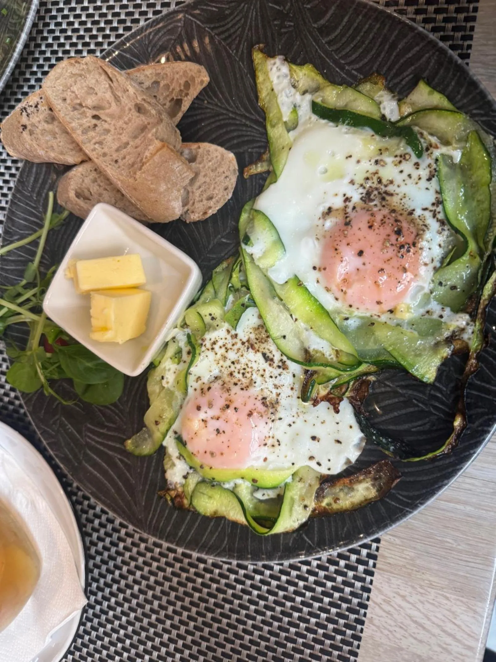 Breakfast in Hetman Main Square Apartments