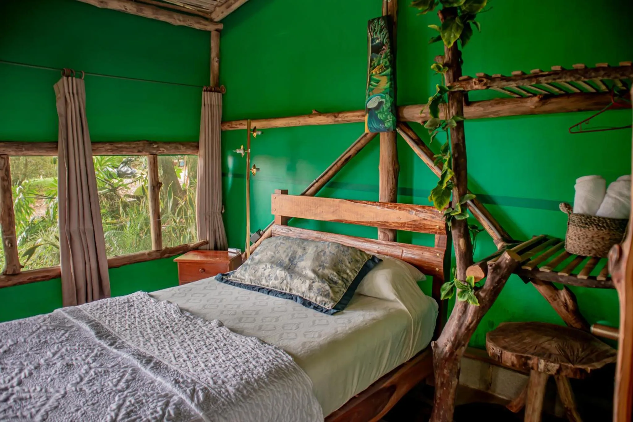 Bedroom, Bed in Hotel del Bosque