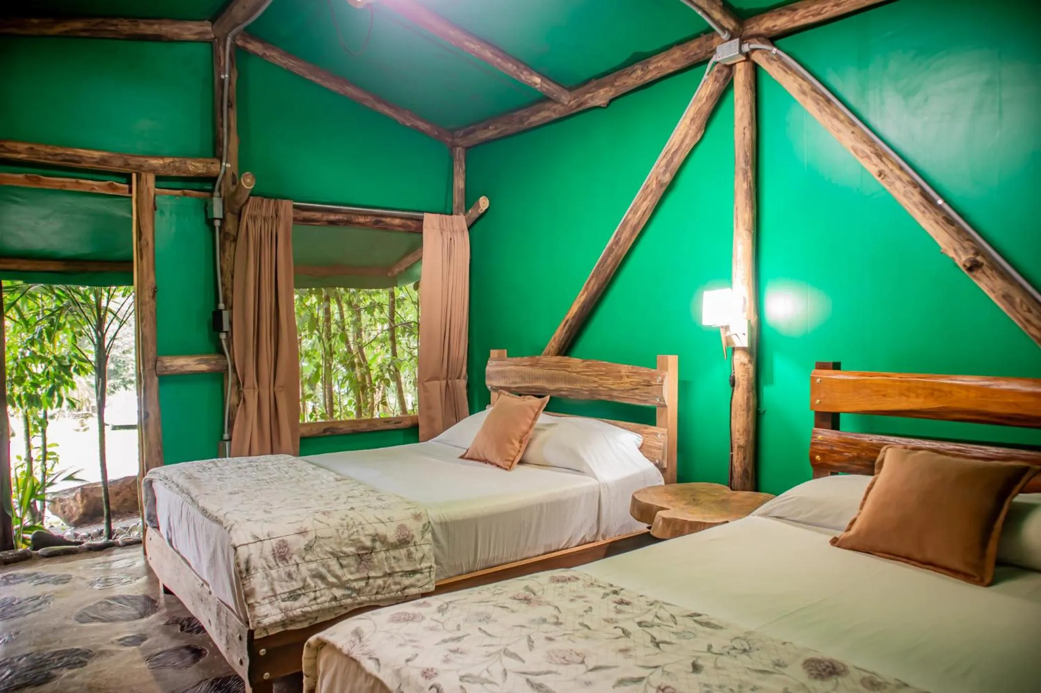 Property building, Bed in Hotel del Bosque