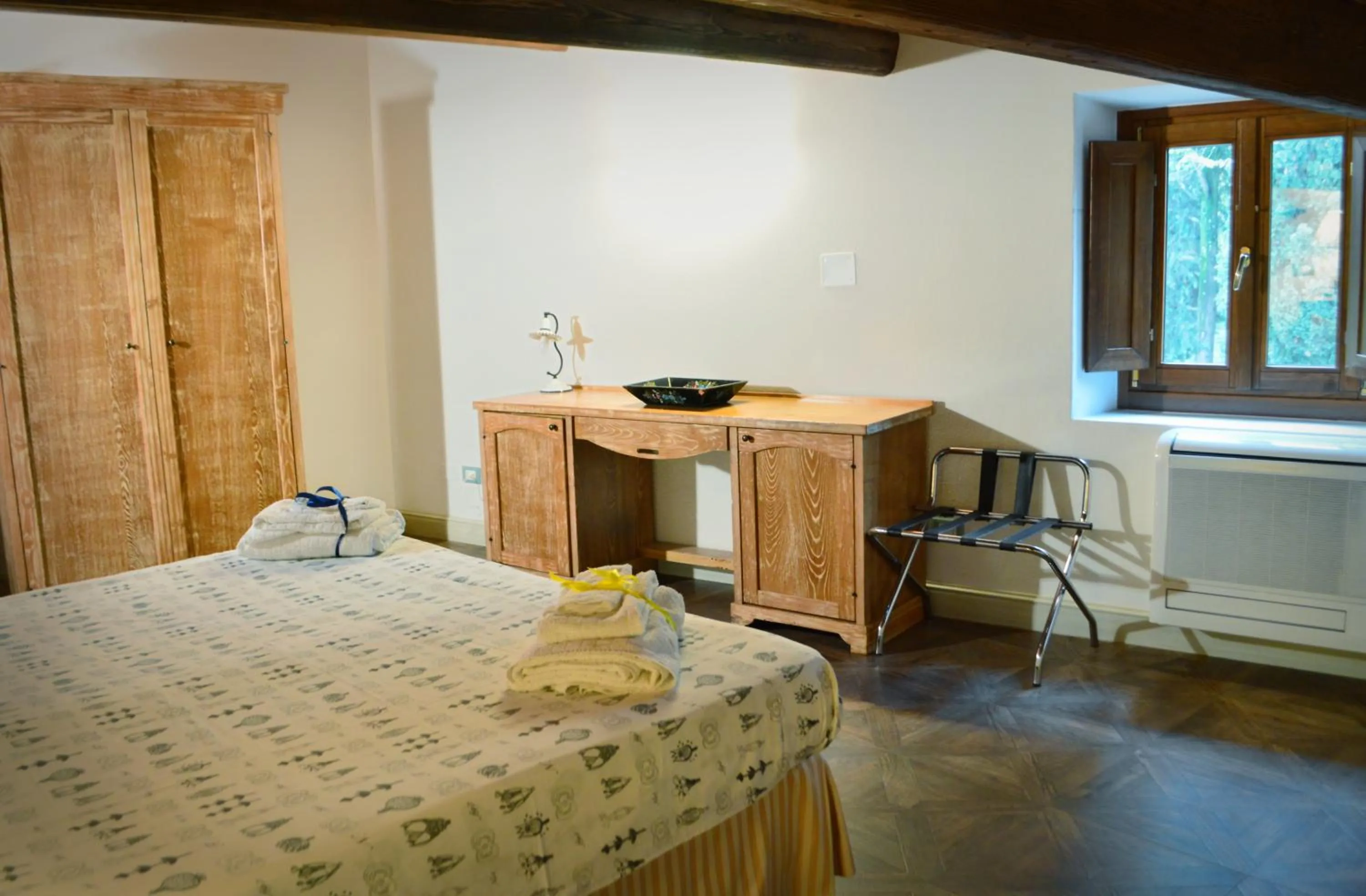 Bedroom, Bed in Visconte Apartment