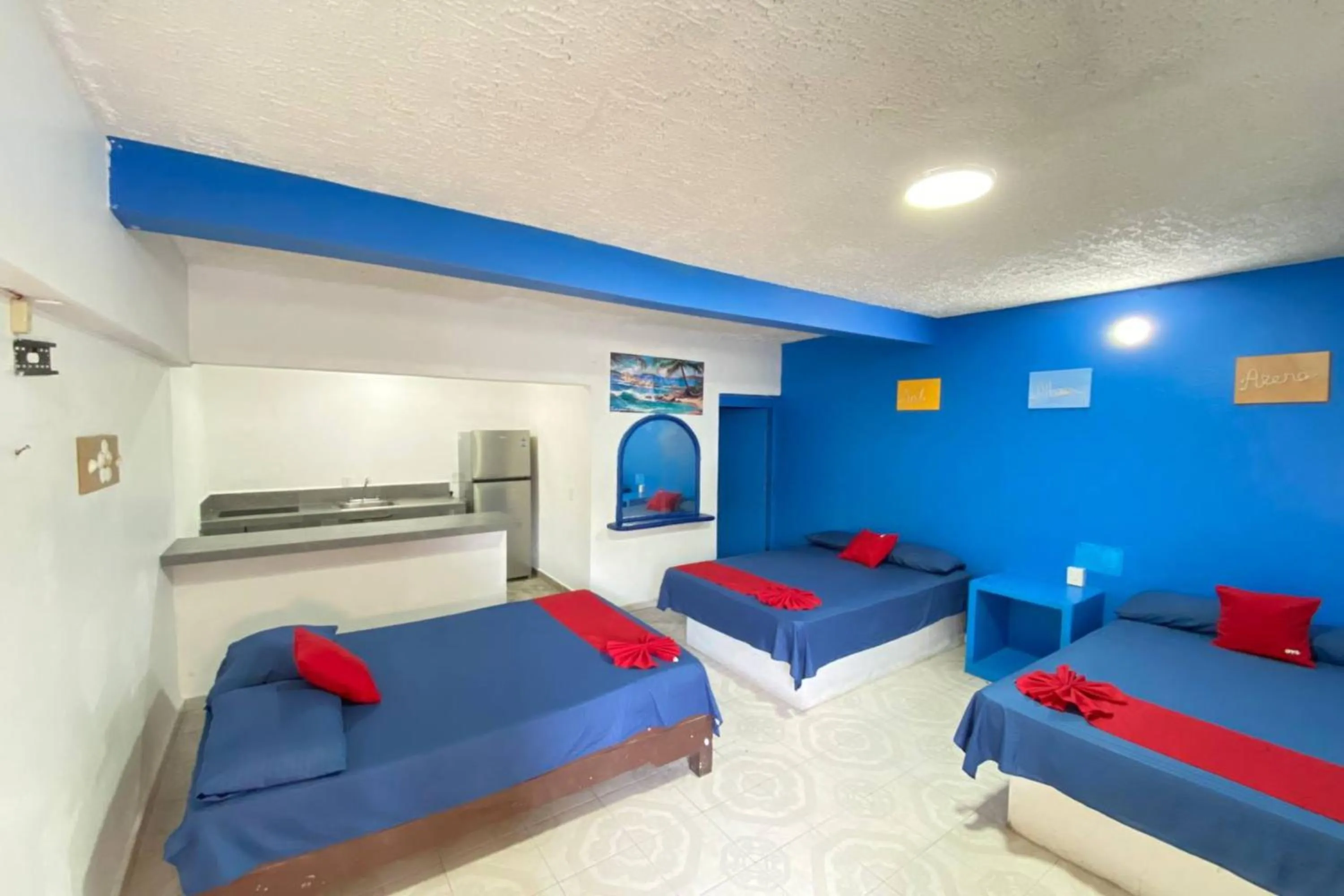 Bedroom, Bed in OYO Hotel Zihuatanejo Malibu