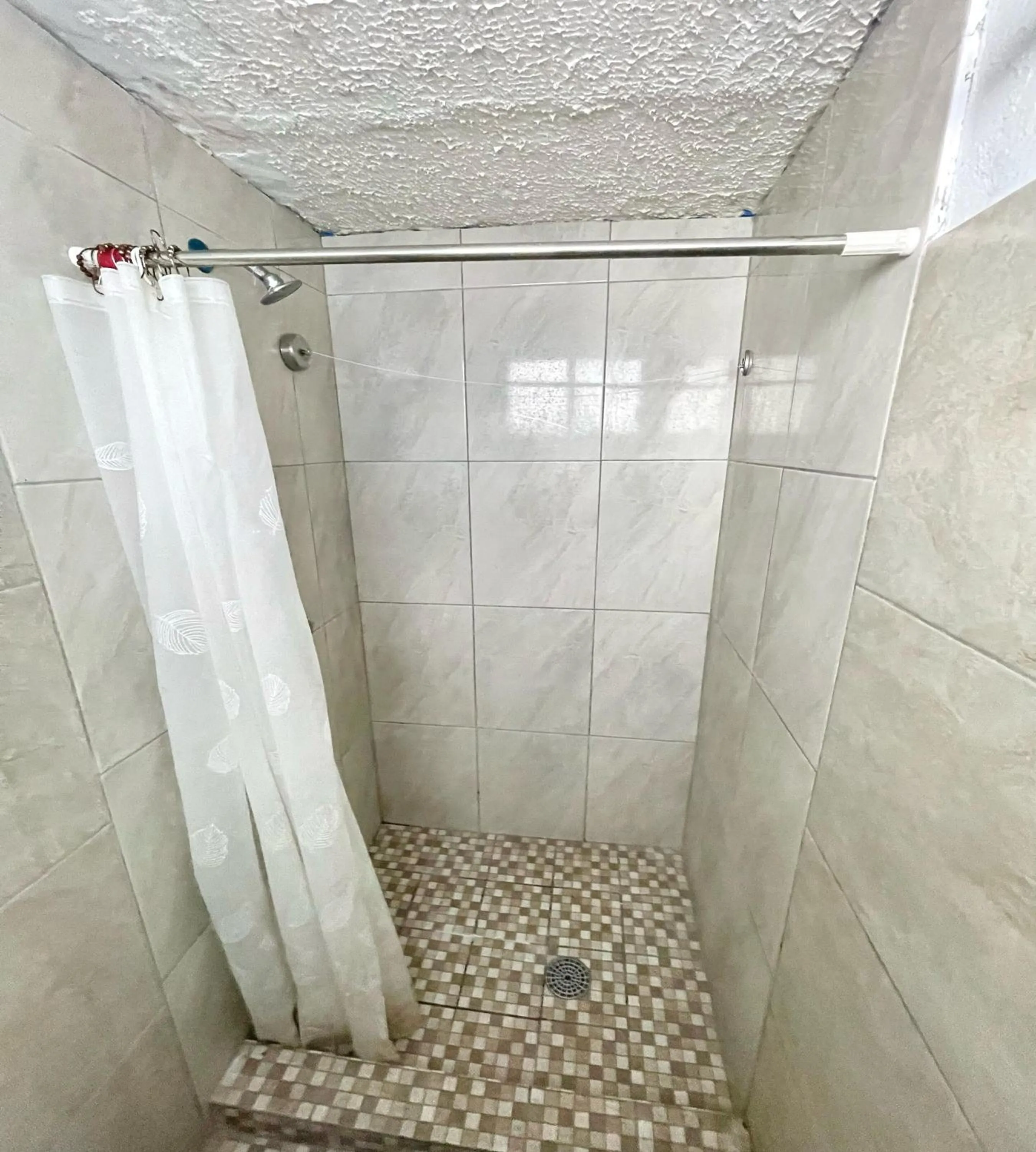 Bathroom in OYO Hotel Zihuatanejo Malibu