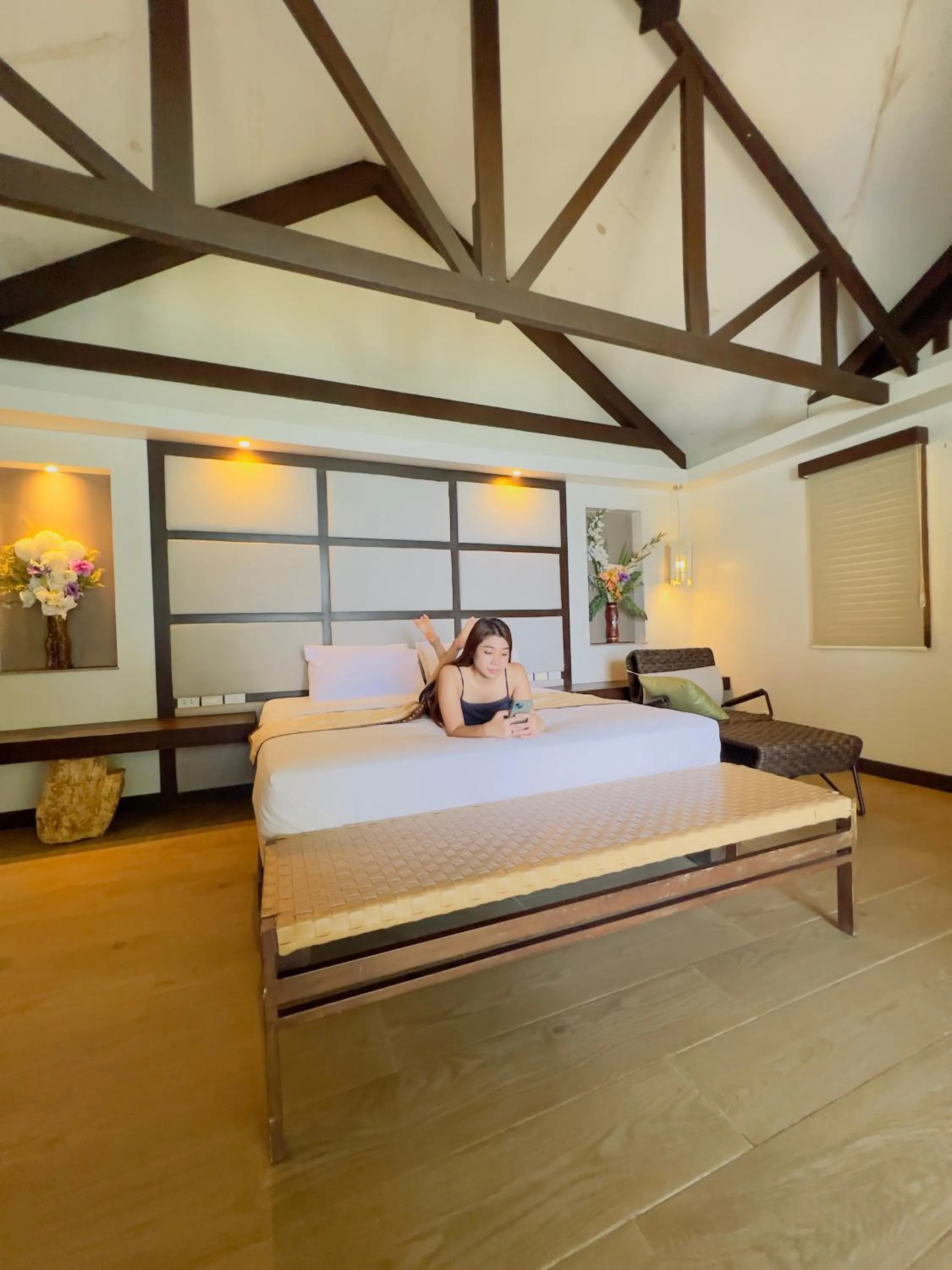 Bed in Alam Indah Beach Resort Busuanga